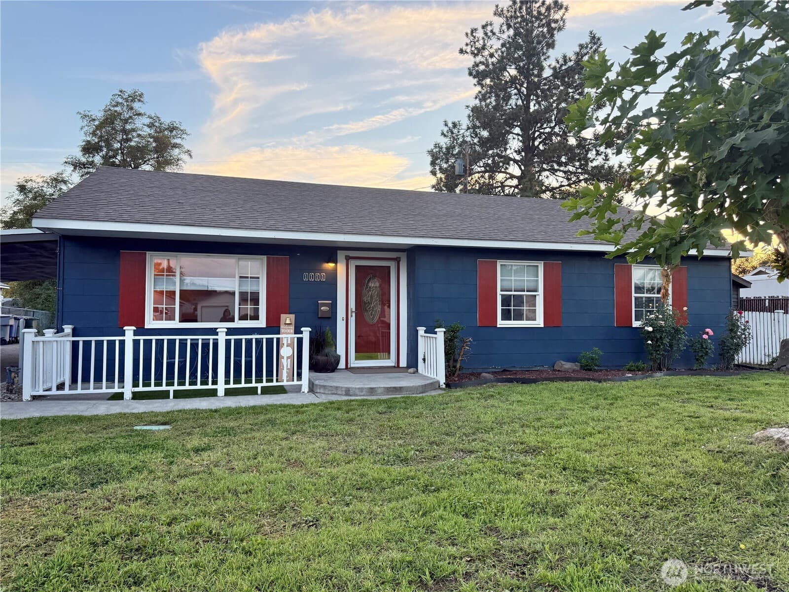 1111 Cottonwood Drive — photo 1