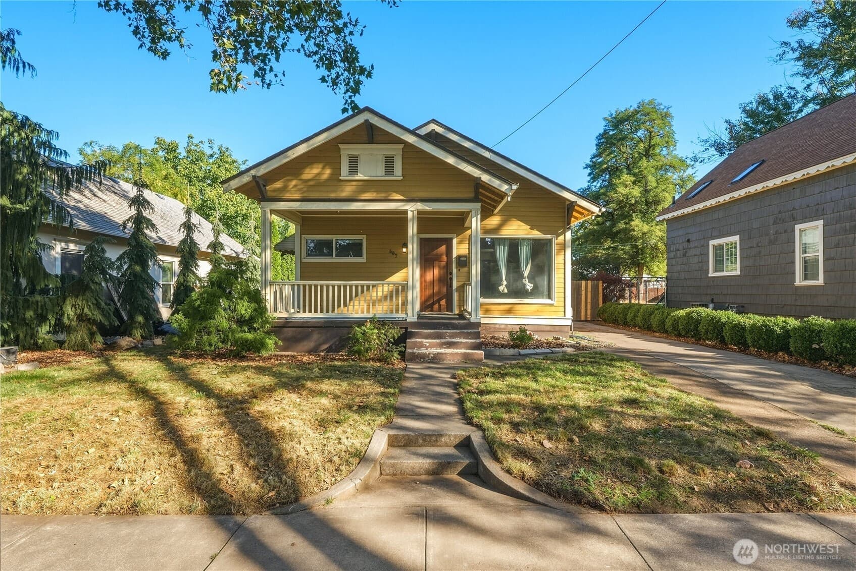 607 Locust Street