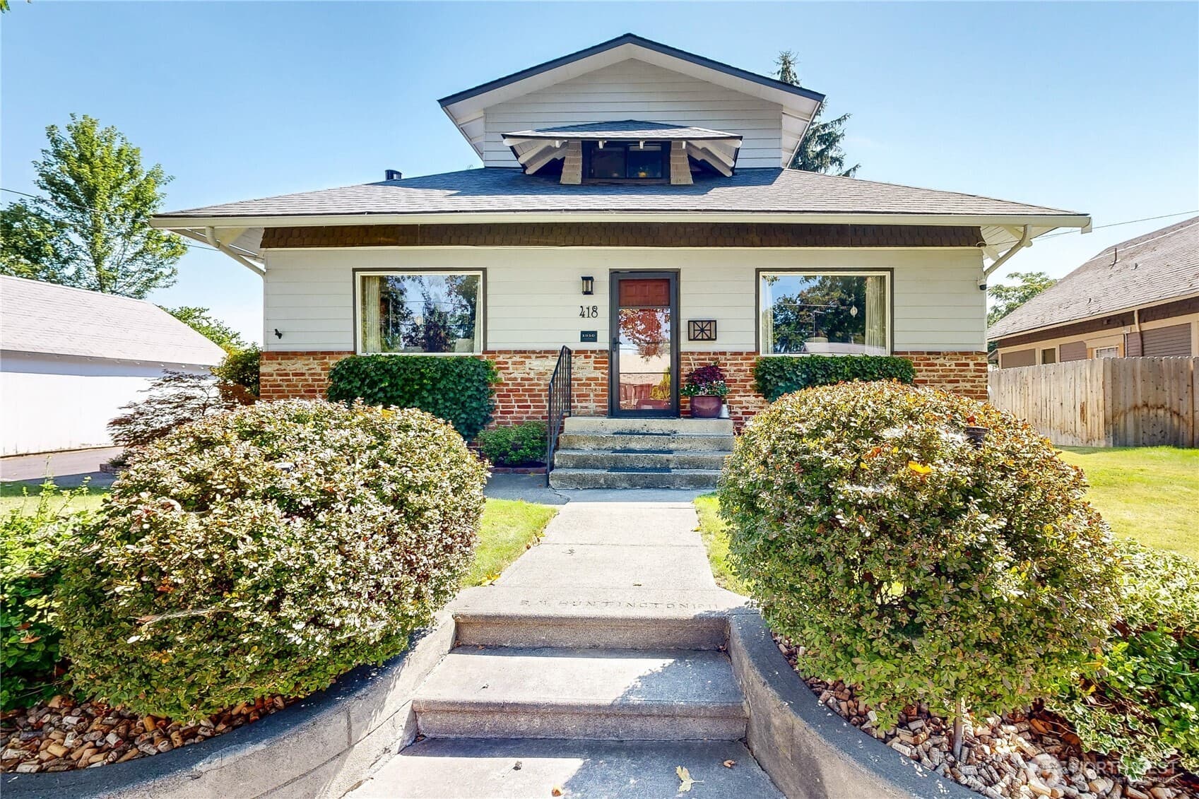 418 Bellevue Street
