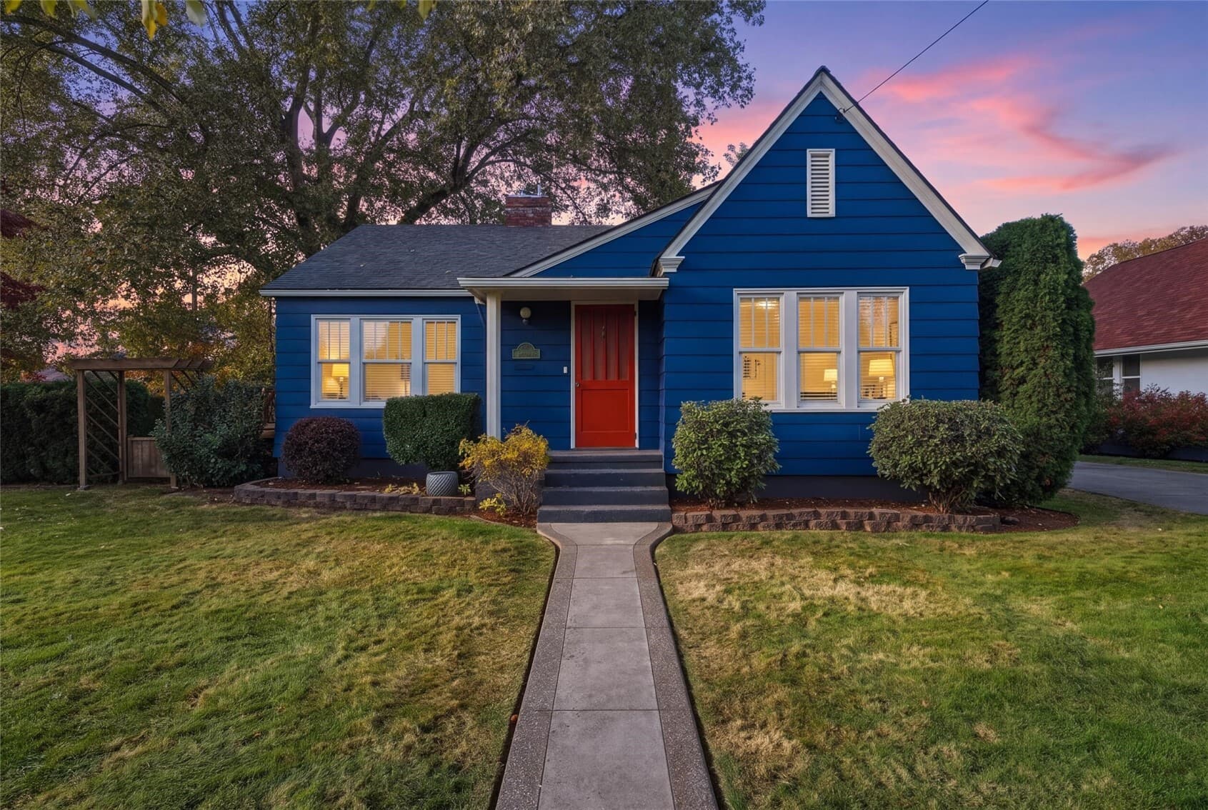 920 Catherine Street — photo 1