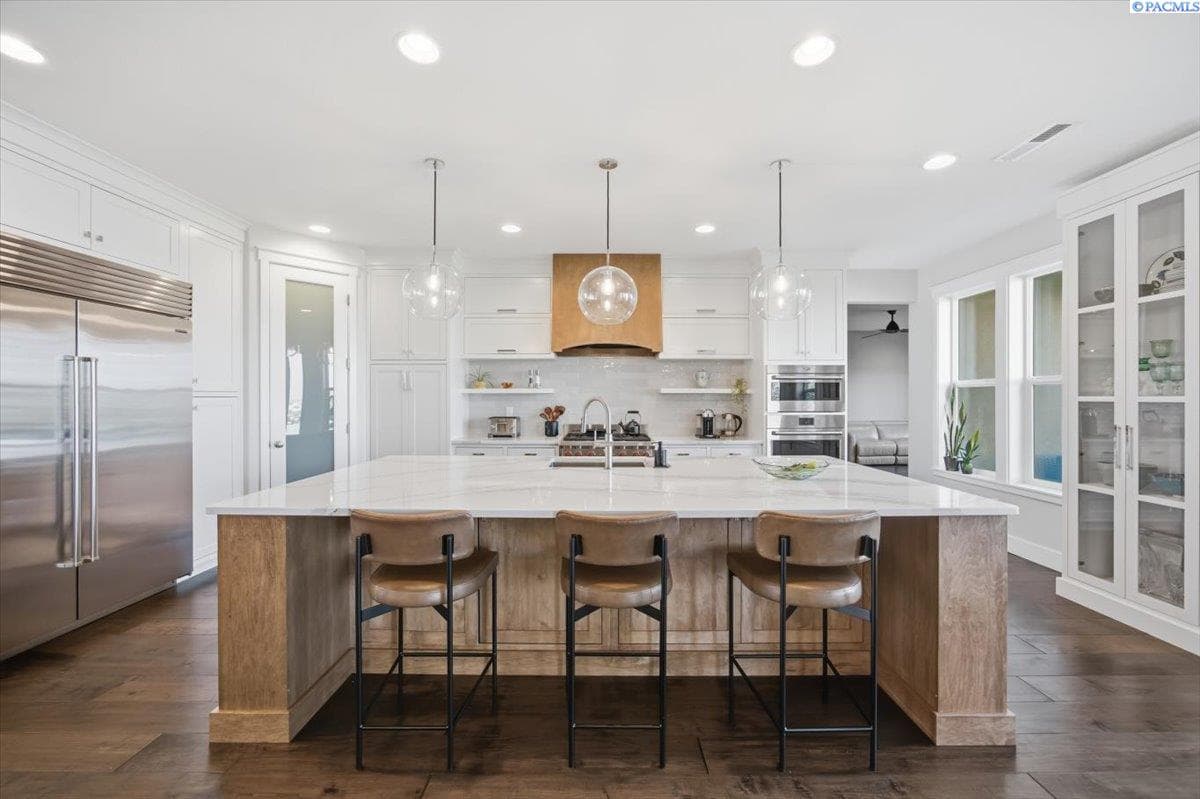 1632 Naples Ln — photo 1