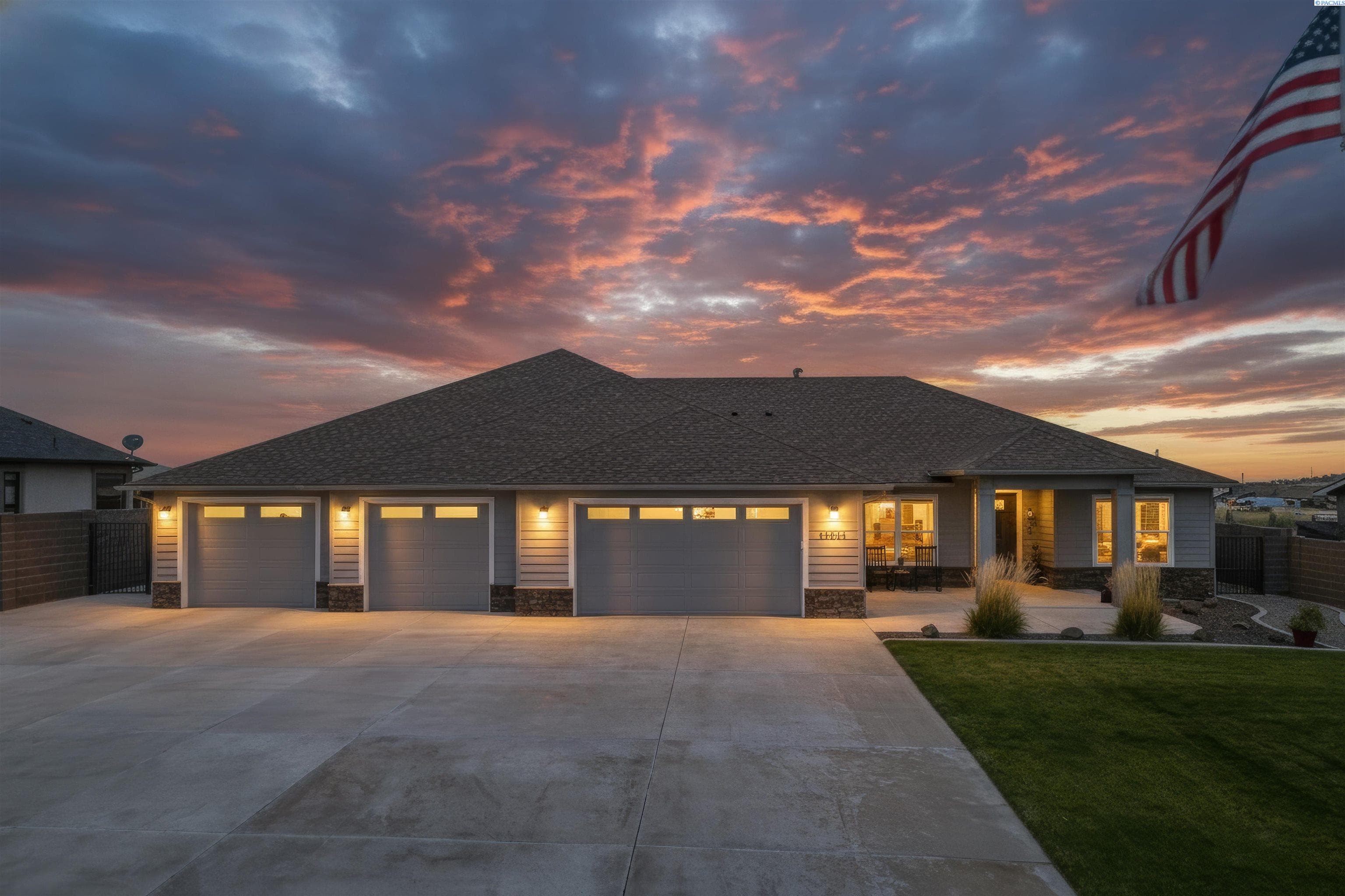 84906 Wallowa Rd