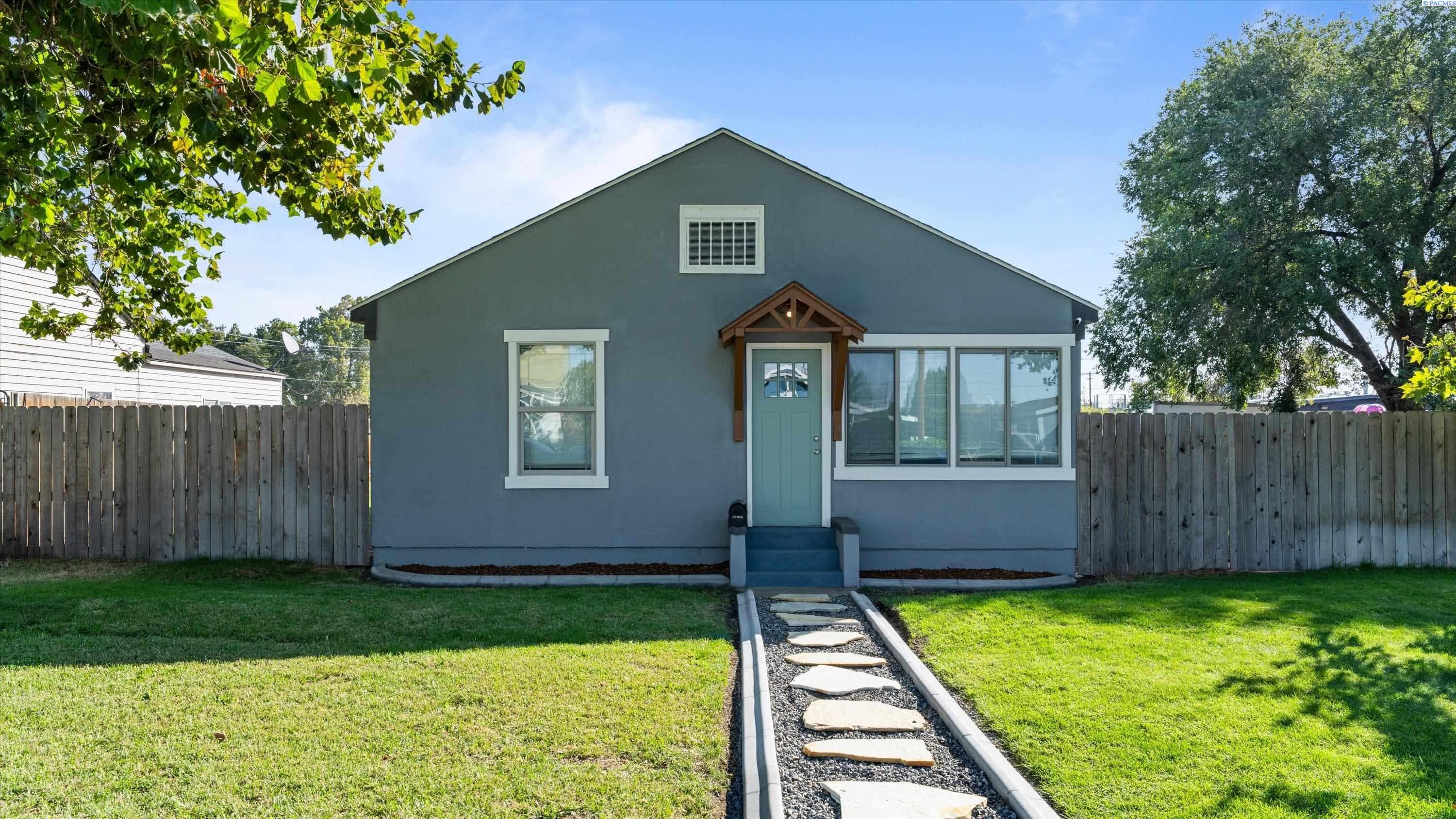 215 12th Ave