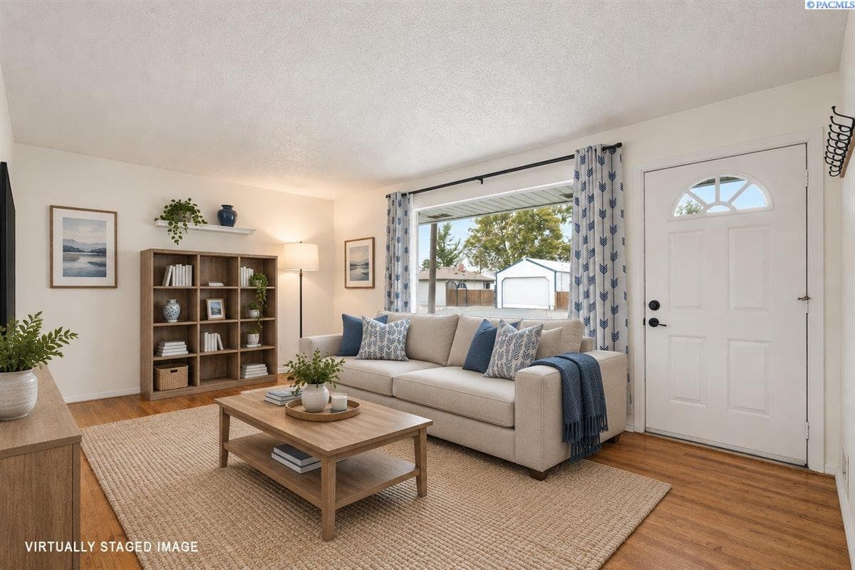 2035 Blue Ave
