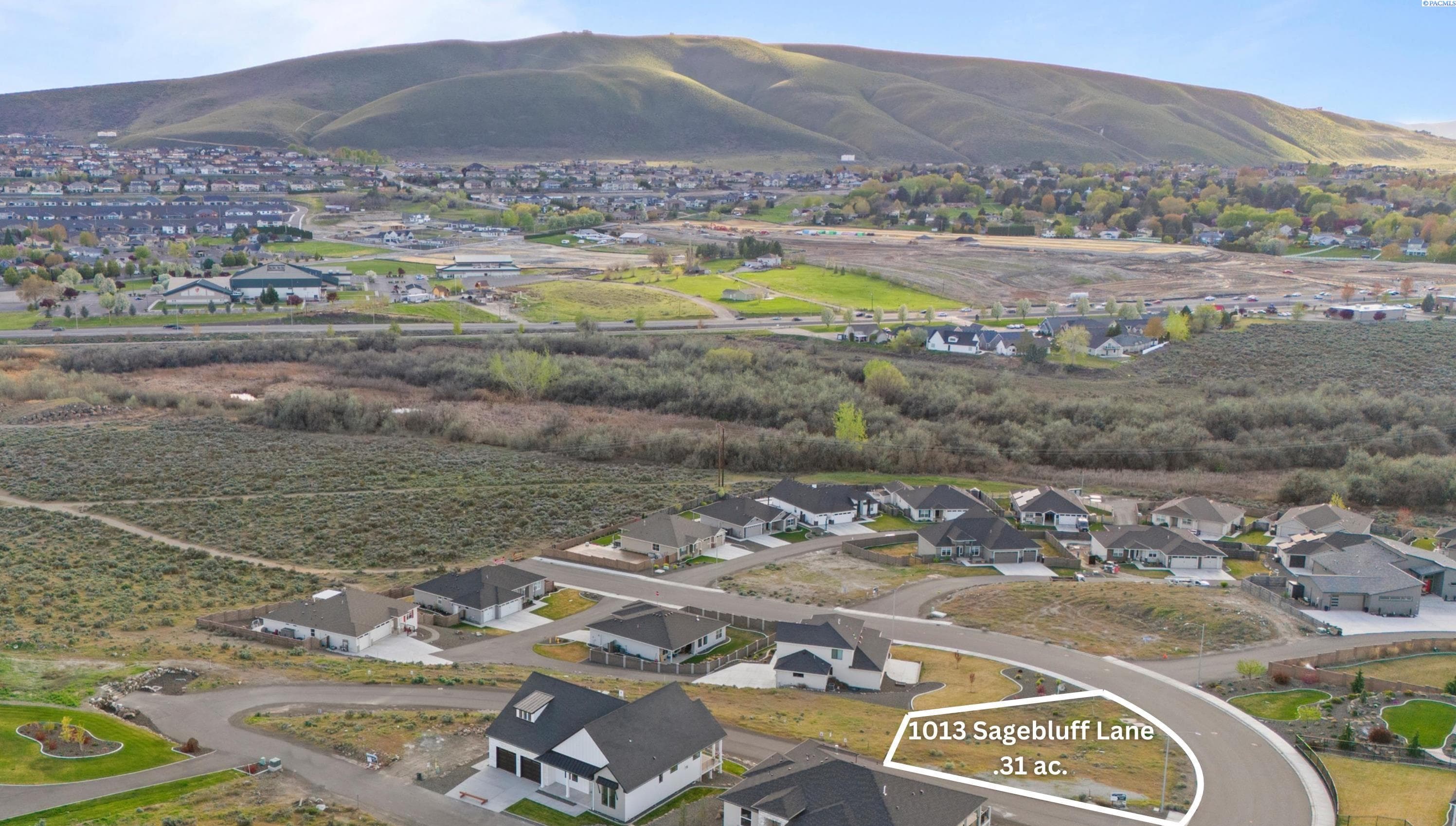 1013 Sagebluff Lane