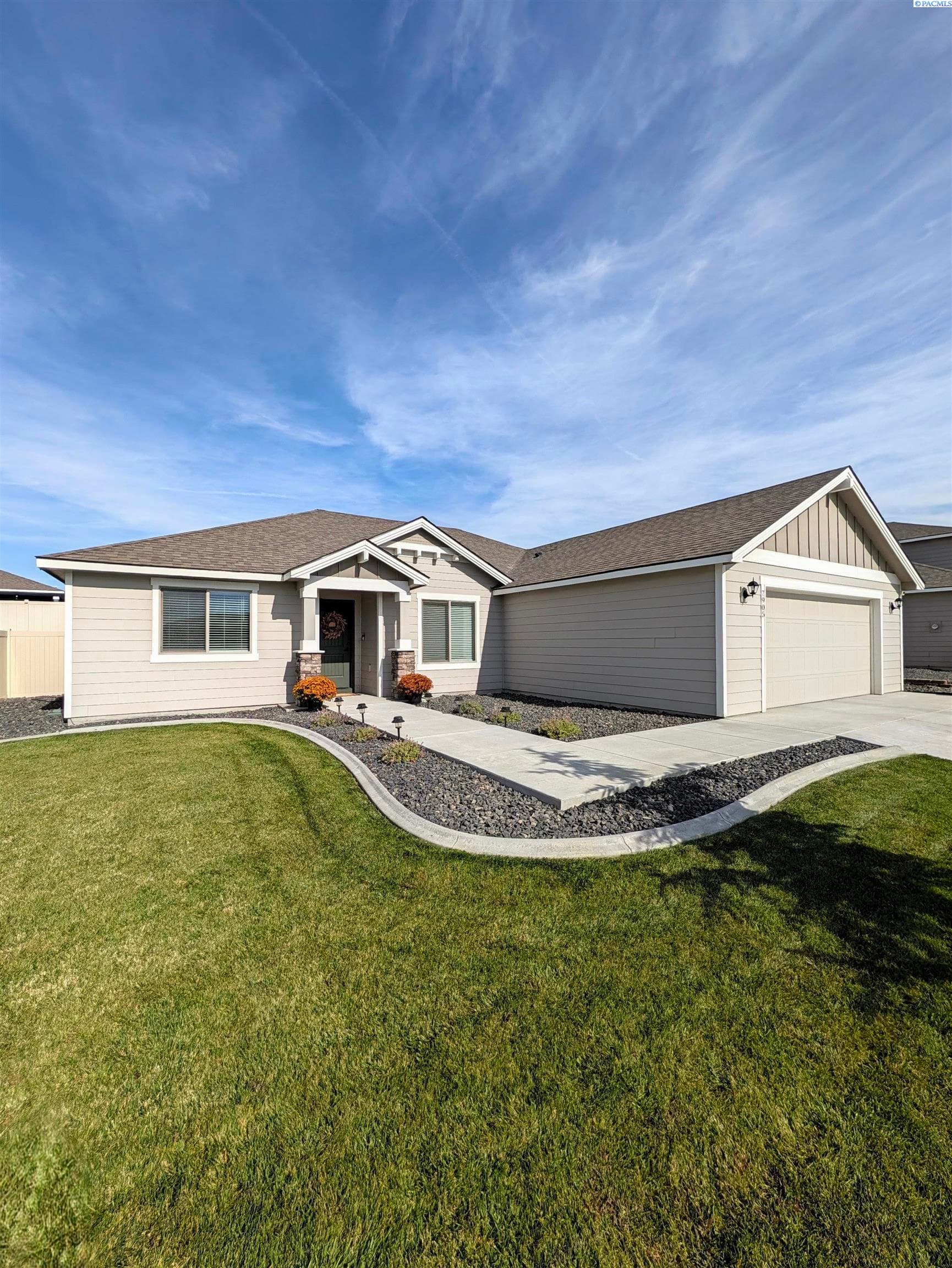 7905 Cariboo Drive