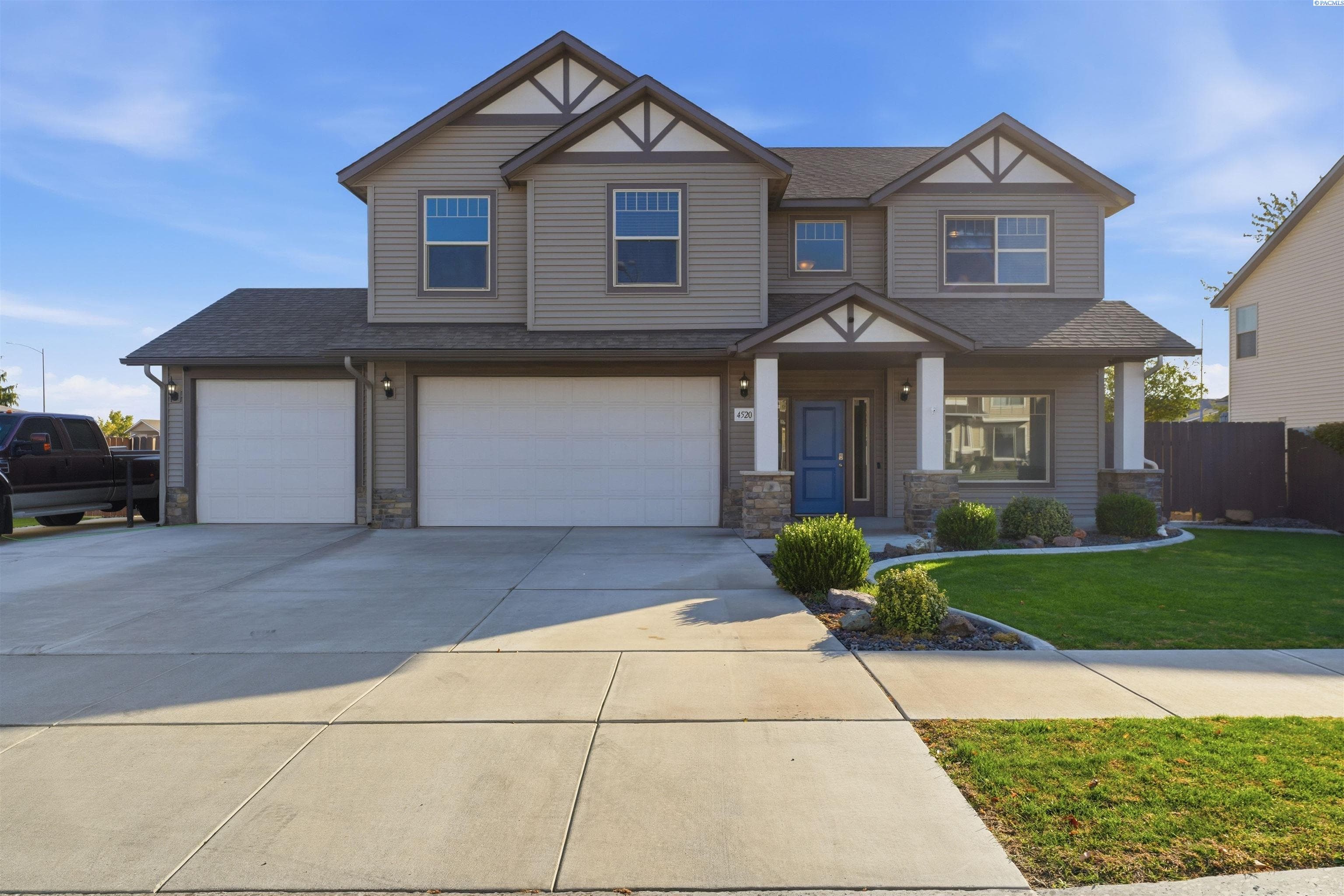 4520 Commons Drive