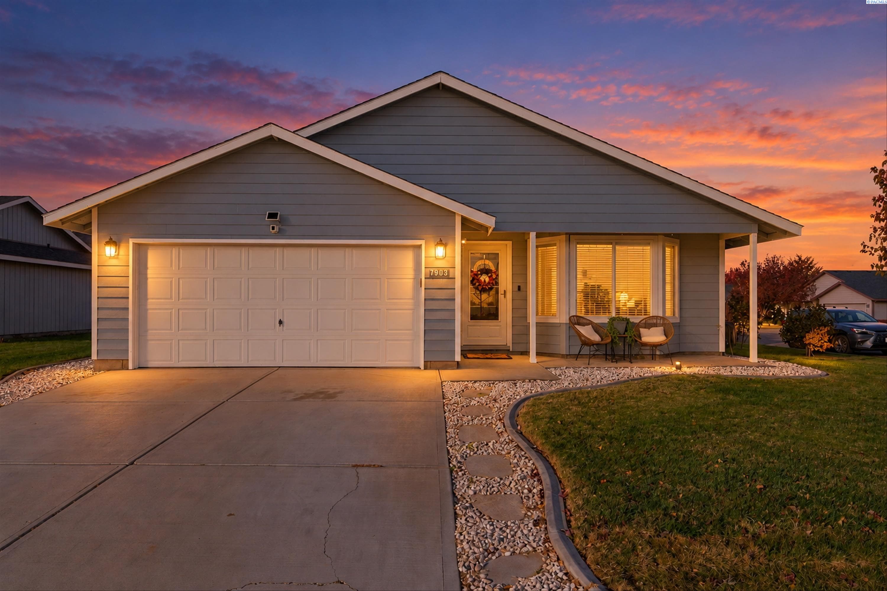 7903 Saturna Dr — photo 1