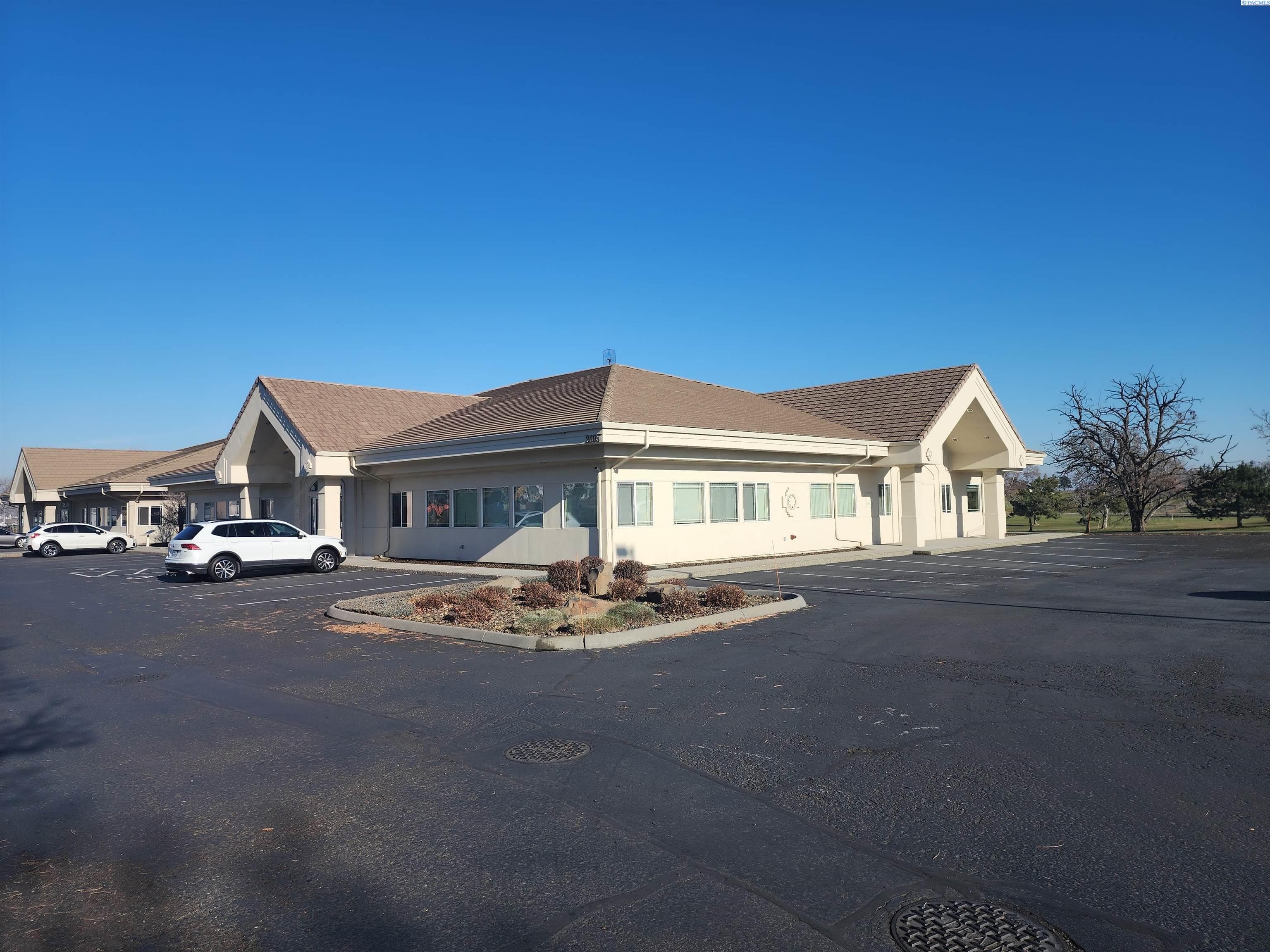 2805 St. Andrews Loop, Ste C & D