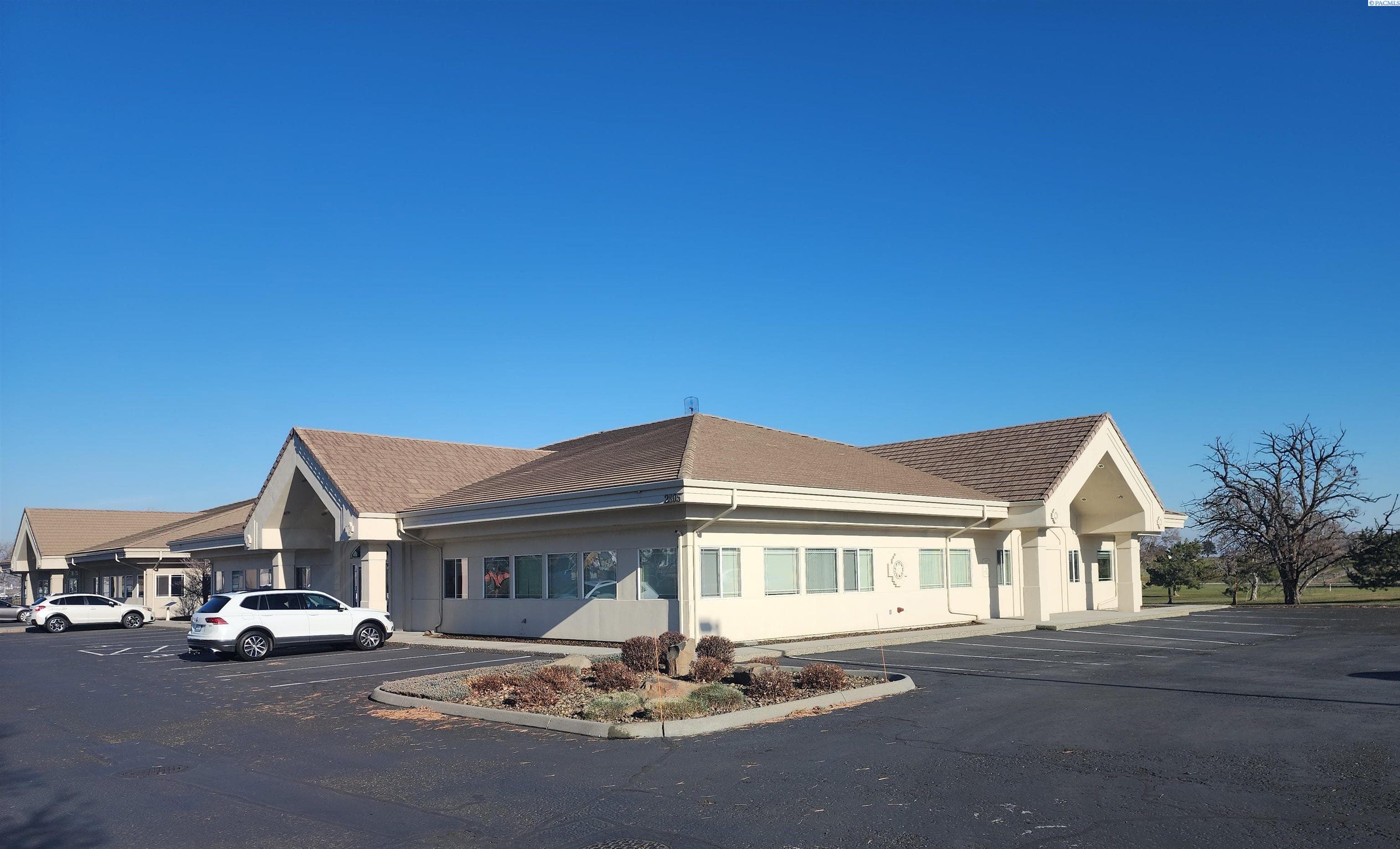 2805 Saint Andrews Loop