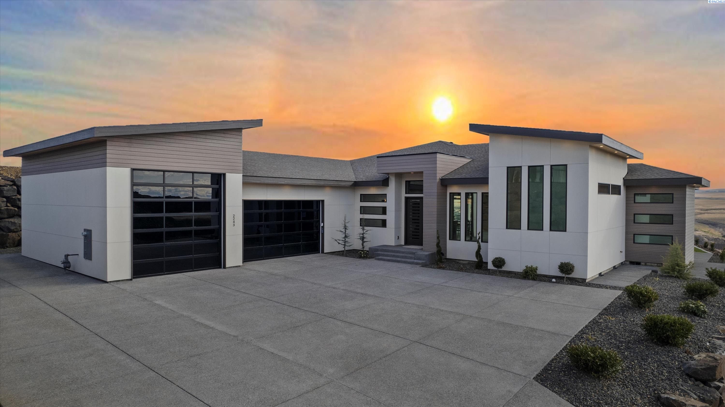 2243 Wilson Pl