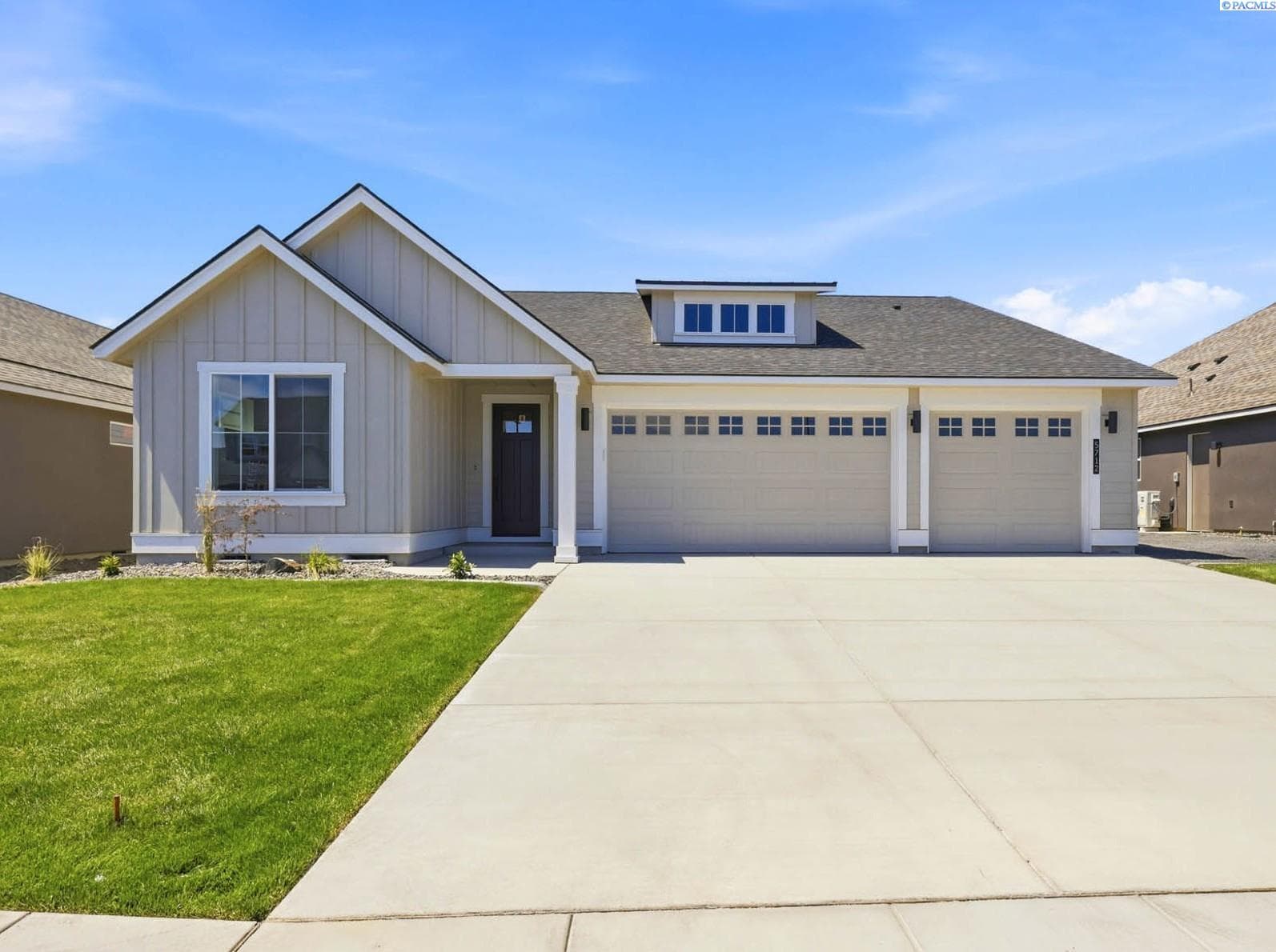 5712 Flathead Ave.