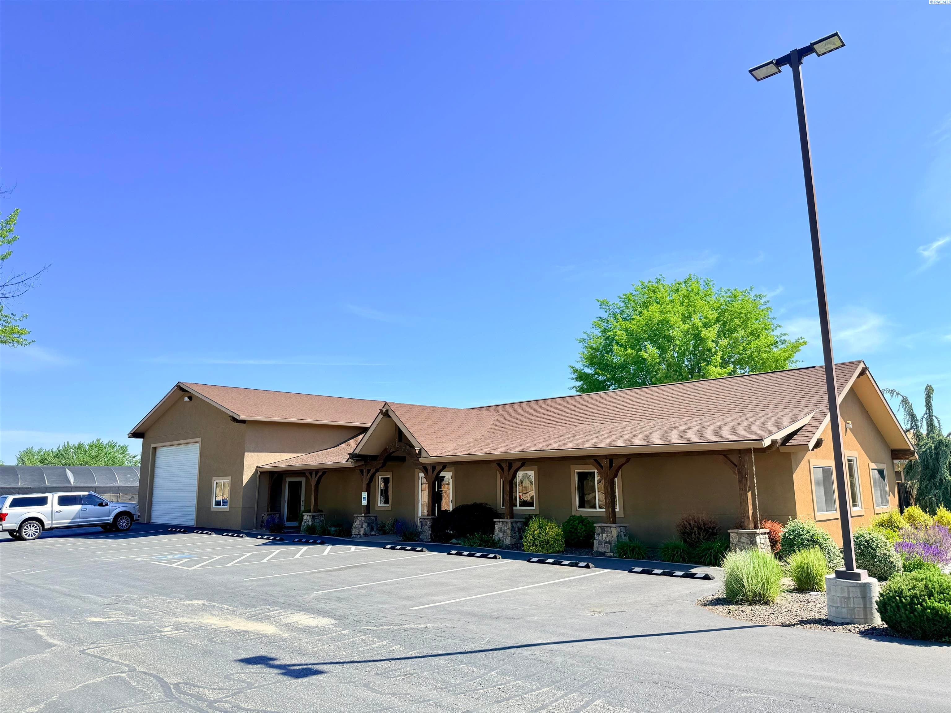 1212 Columbia Park Trail