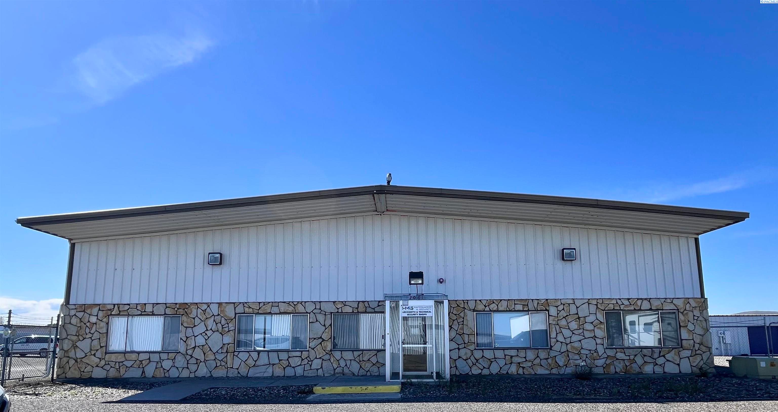 2061 BUTLER LOOP