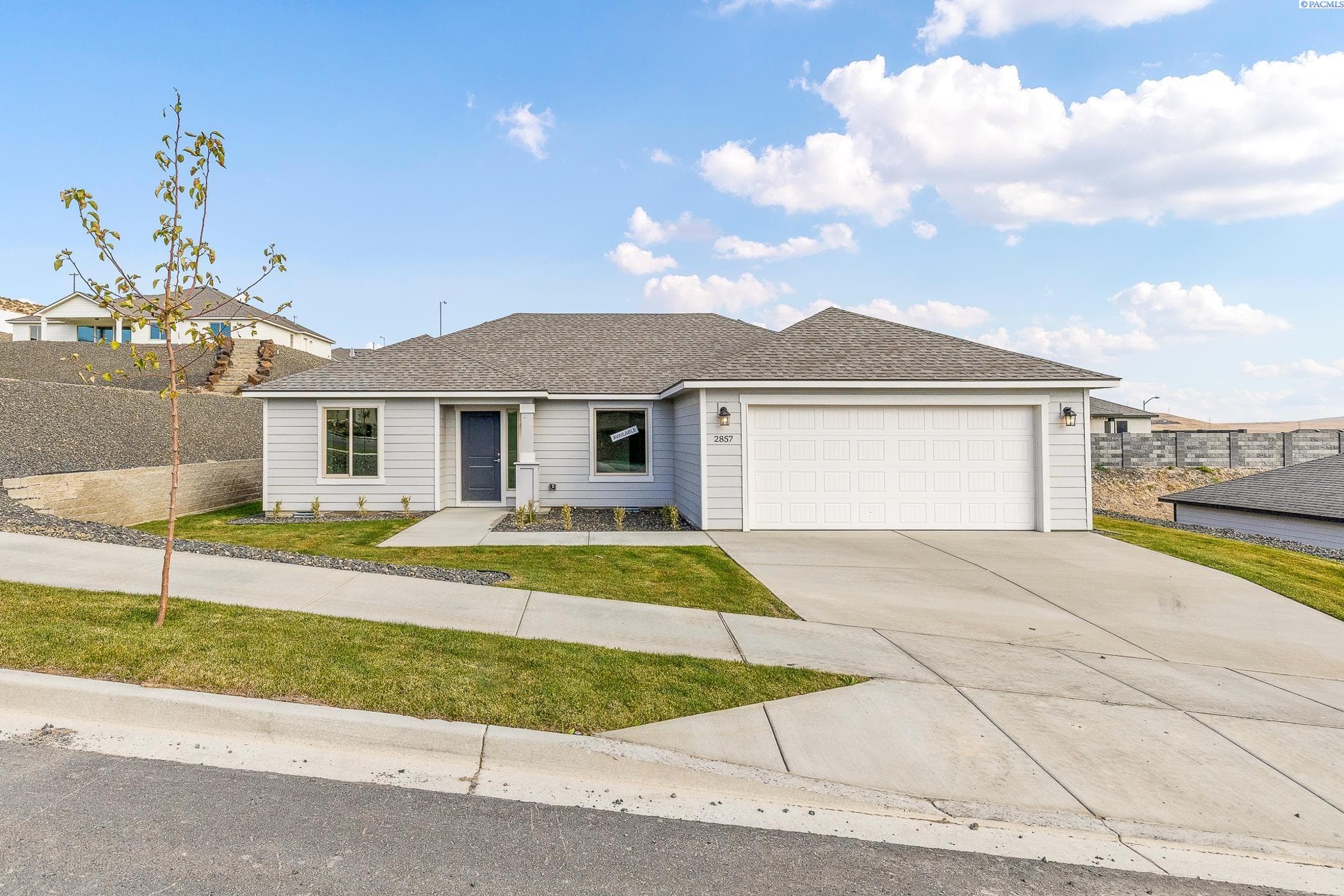 2857 Penn St
