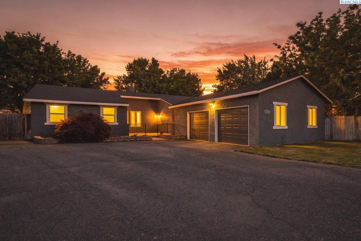 2508 Edison Pl