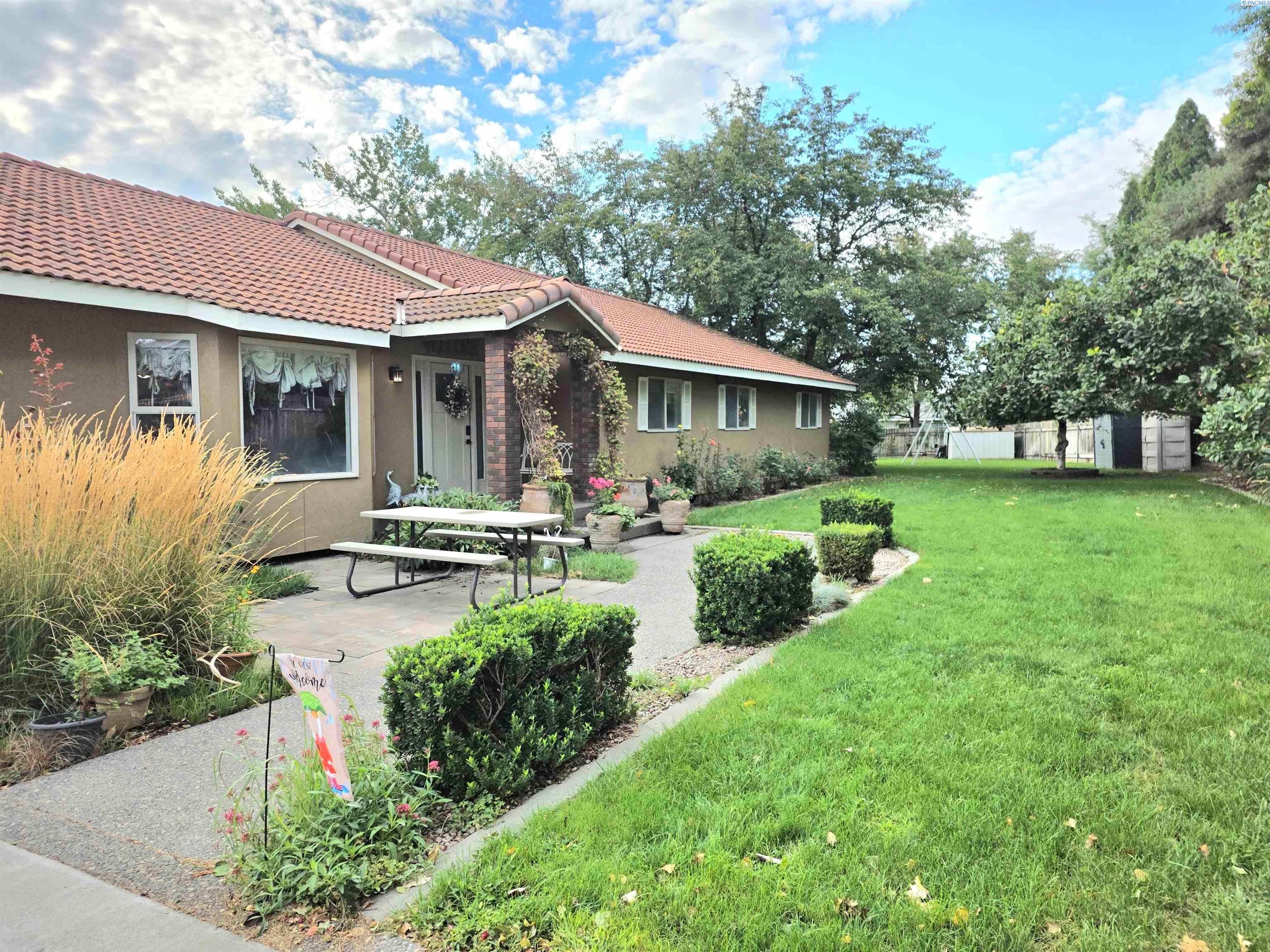 1450 Adair Dr