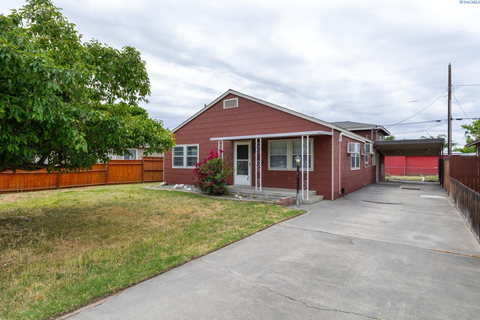 345 Sanford Avenue