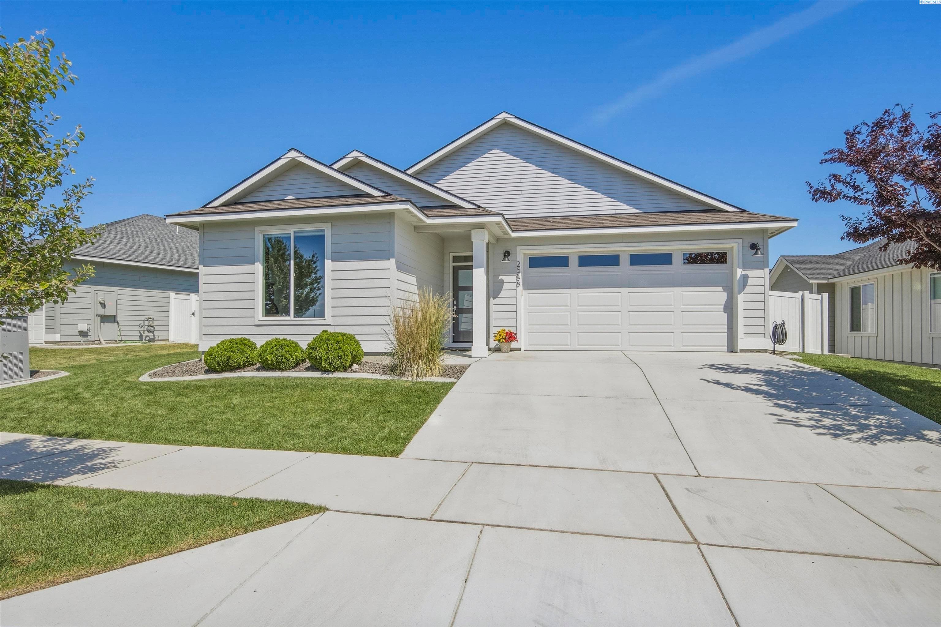 2556 Clark Ridge Drive