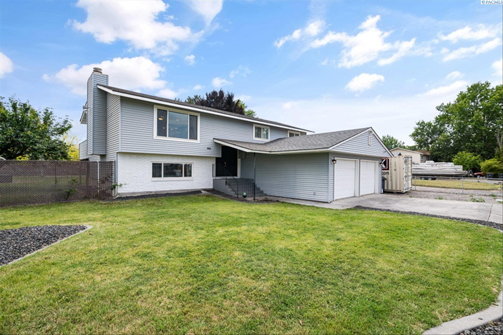 1503 37th Ave