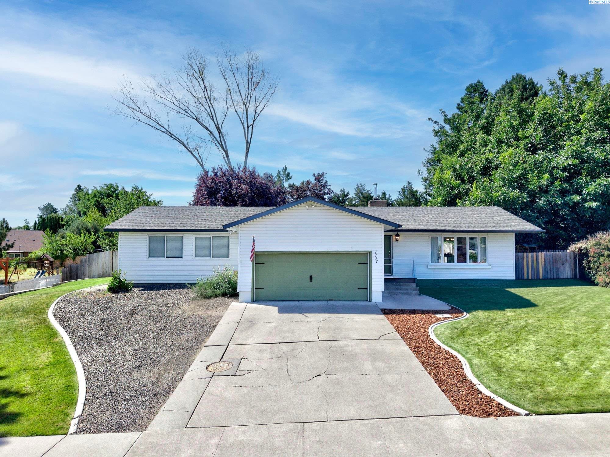 1117 19th Ave