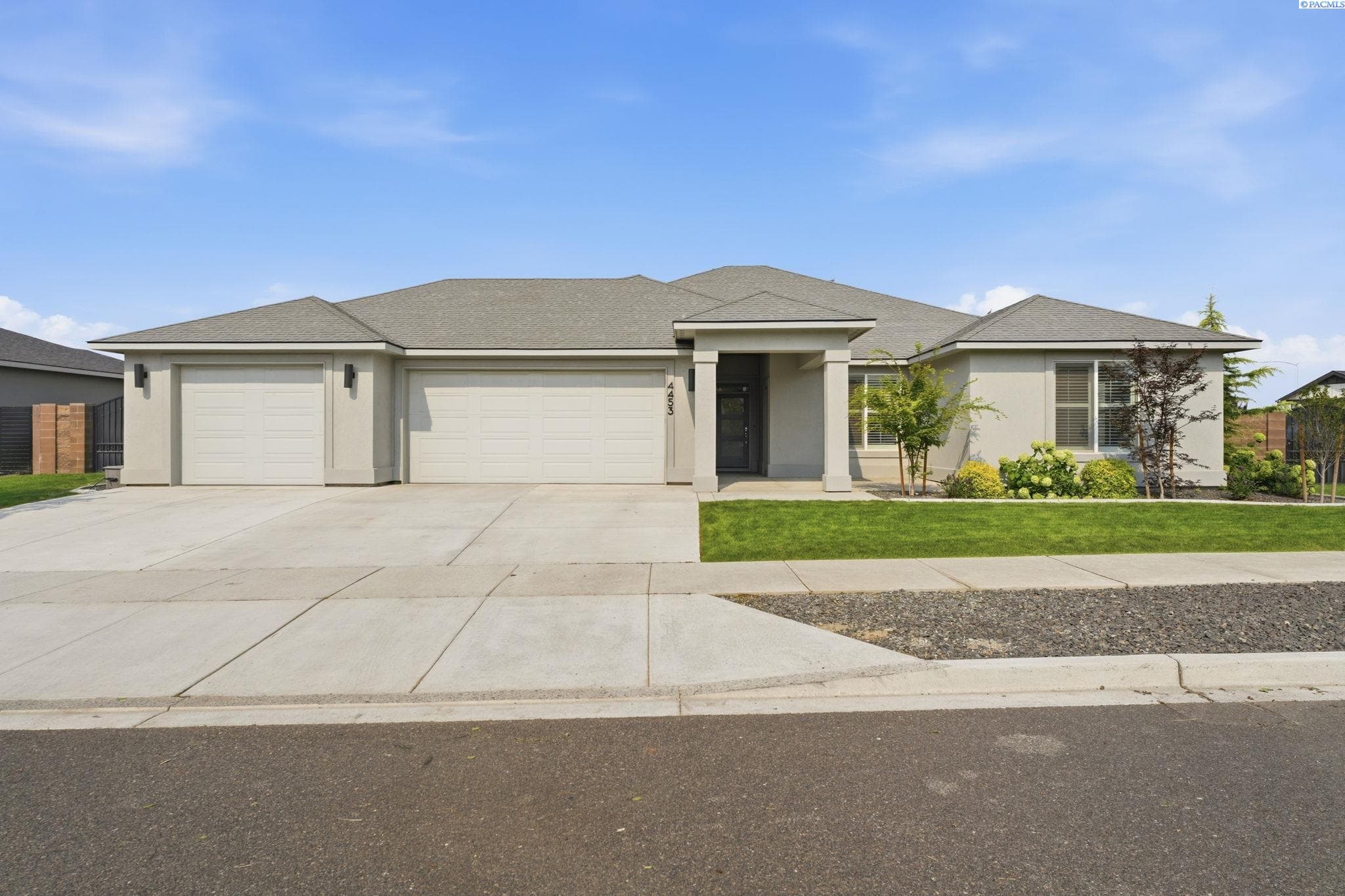 4453 Lolo Way — photo 1