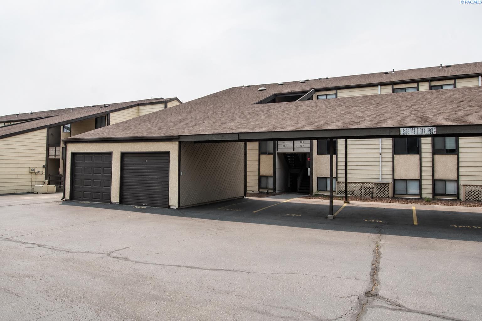 303 Gage Blvd, Unit 324 — photo 1