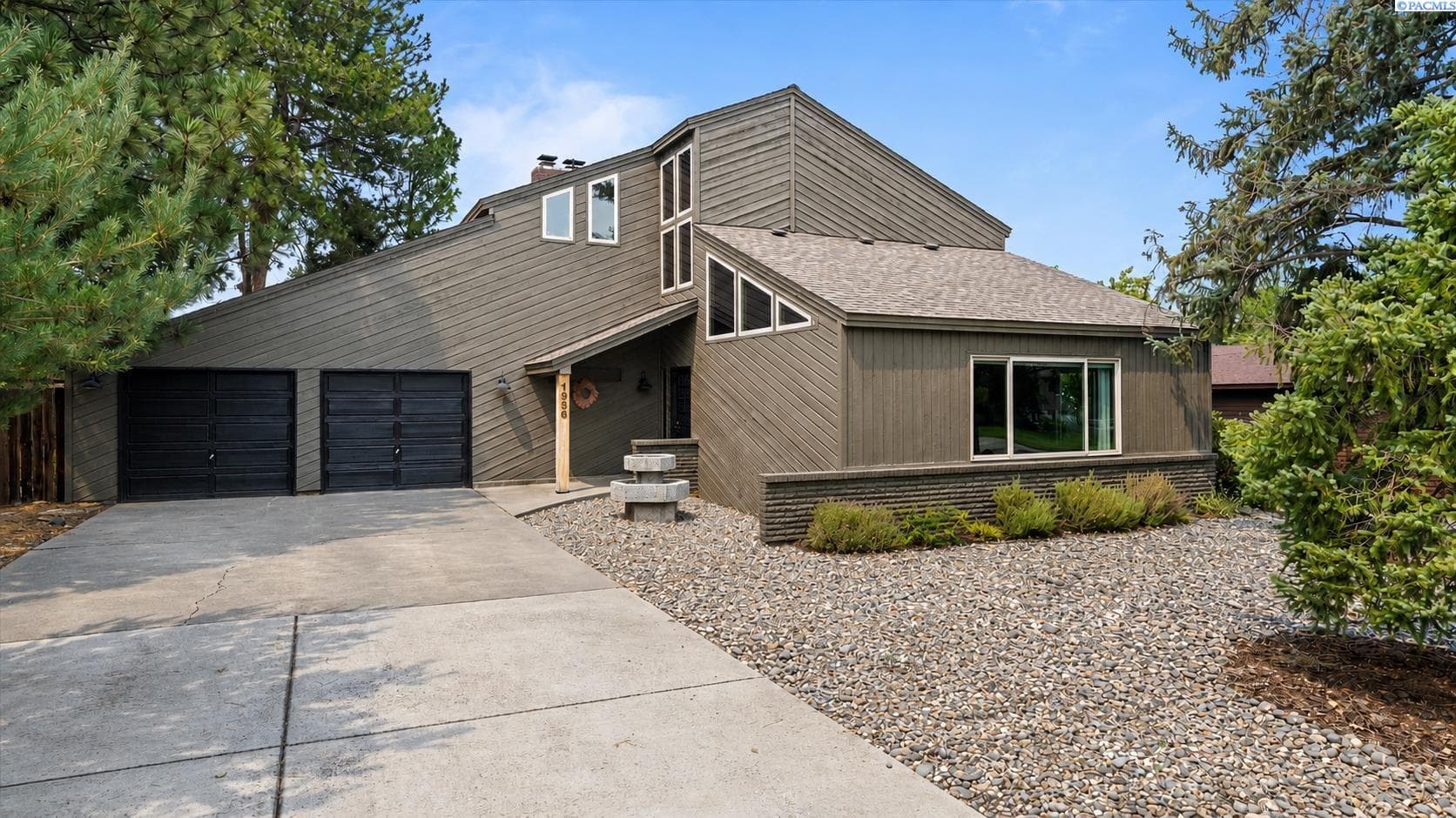 1936 Cypress Pl