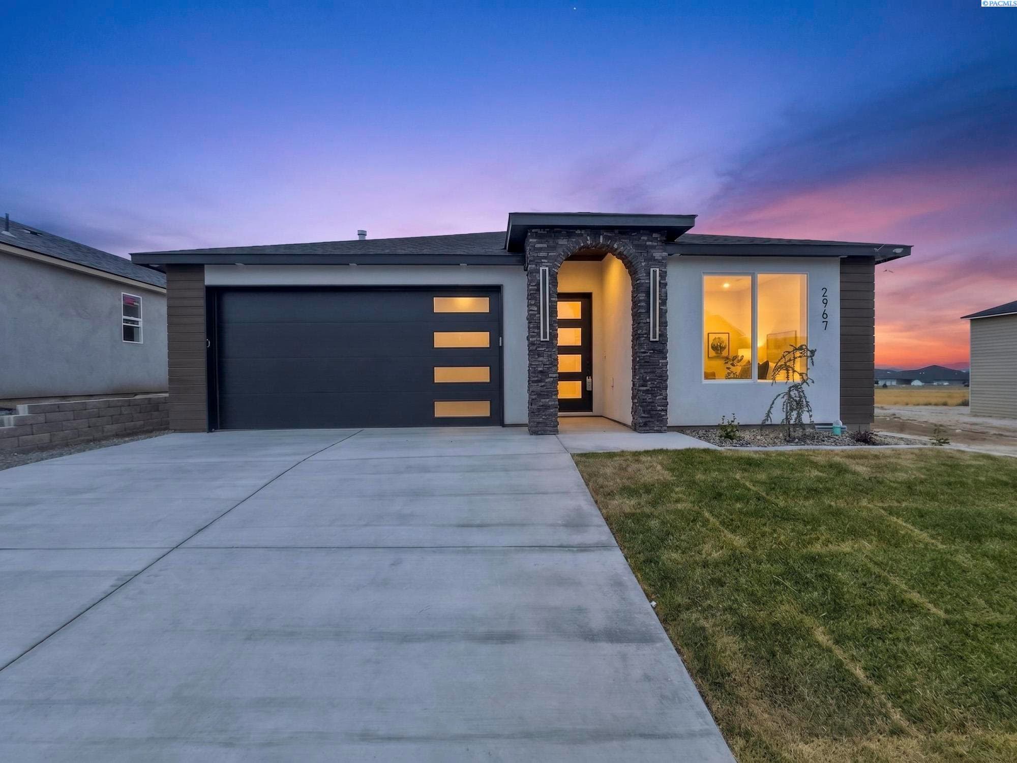 2967 Meadowlark Ave — photo 1