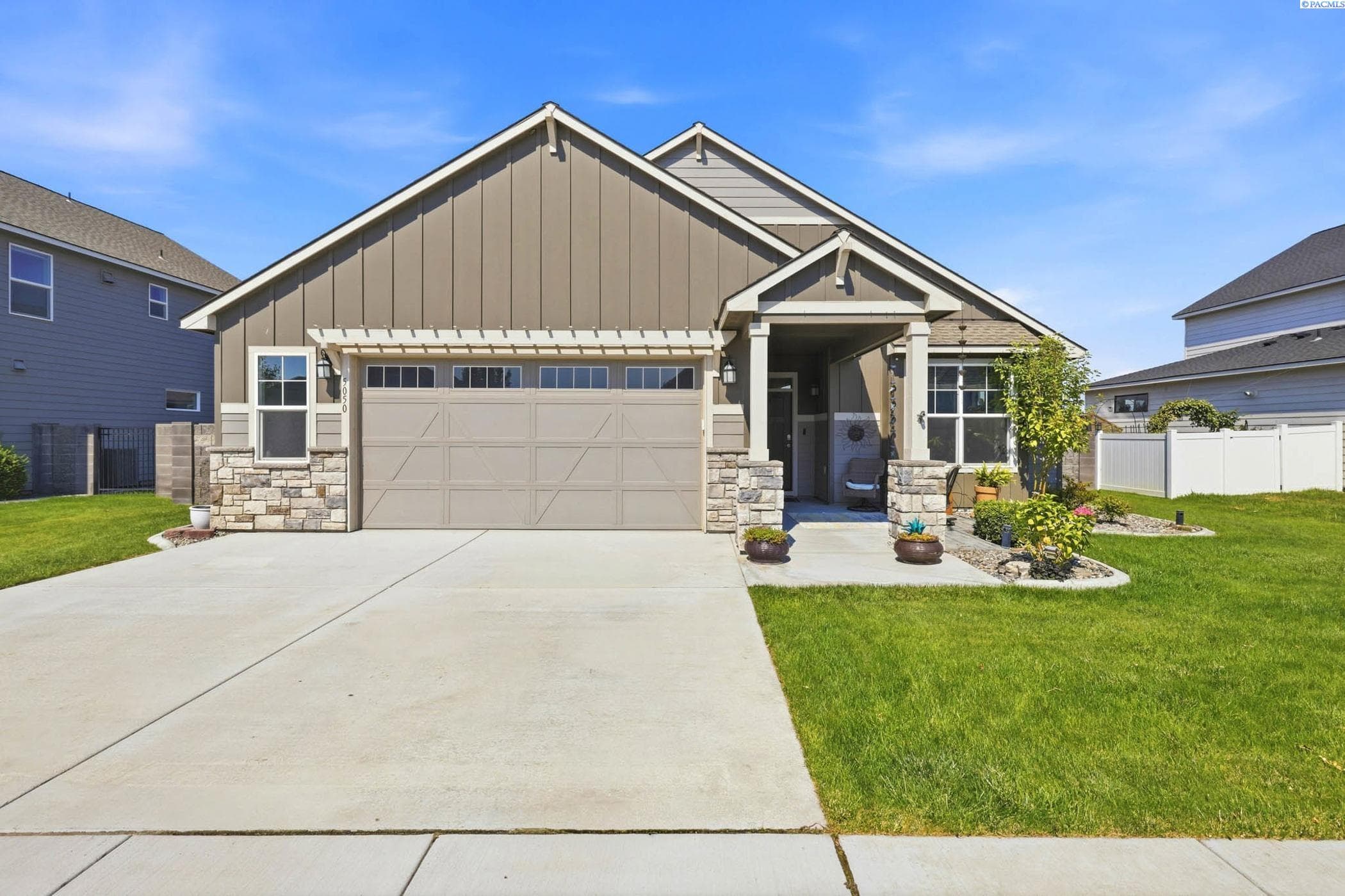 5050 Smitty Drive — photo 1