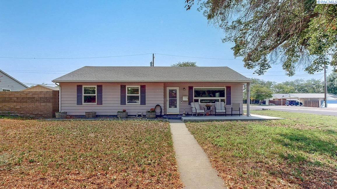 614 Basswood Avenue — photo 1