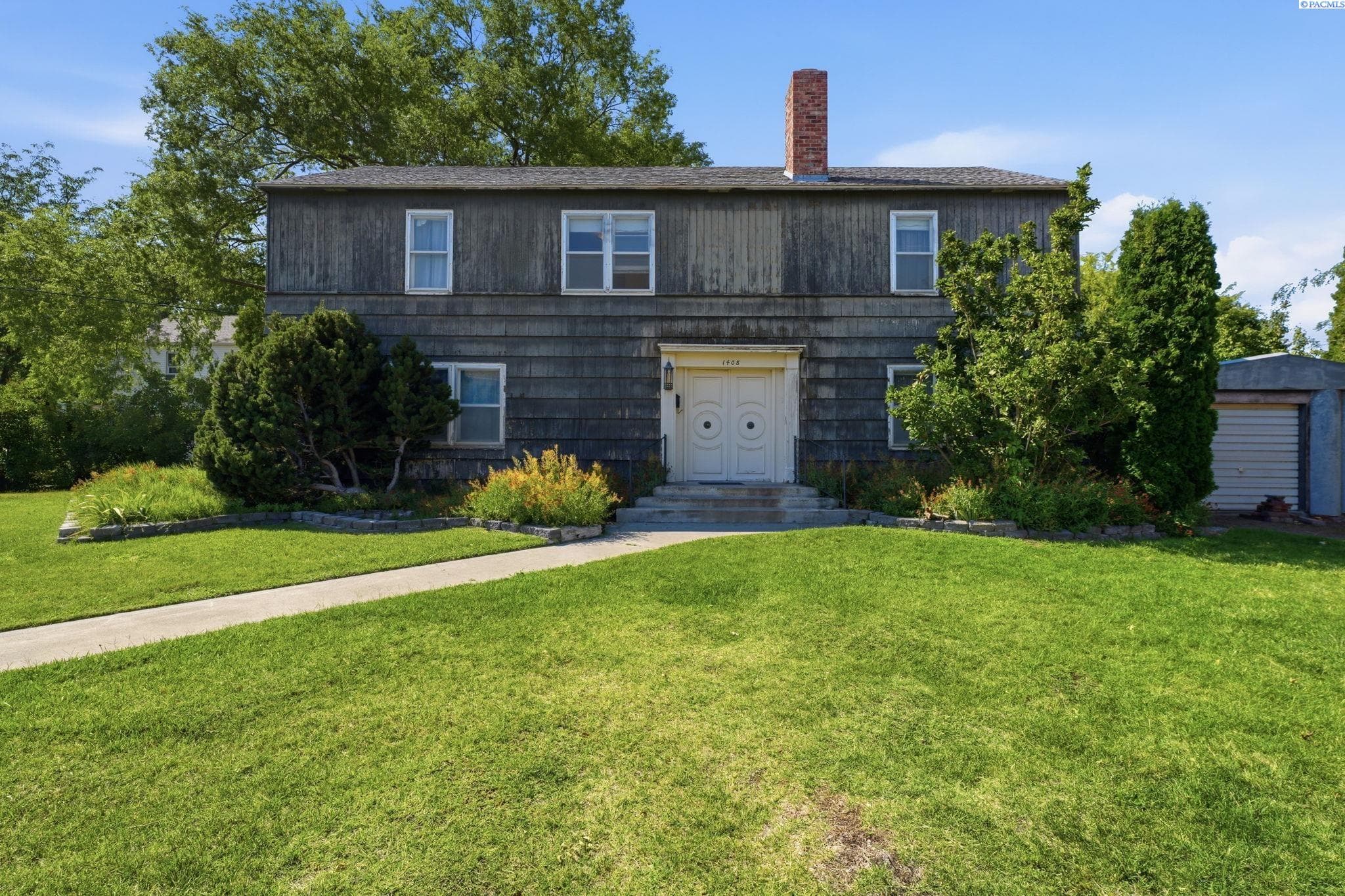 1408 Putnam St — photo 1