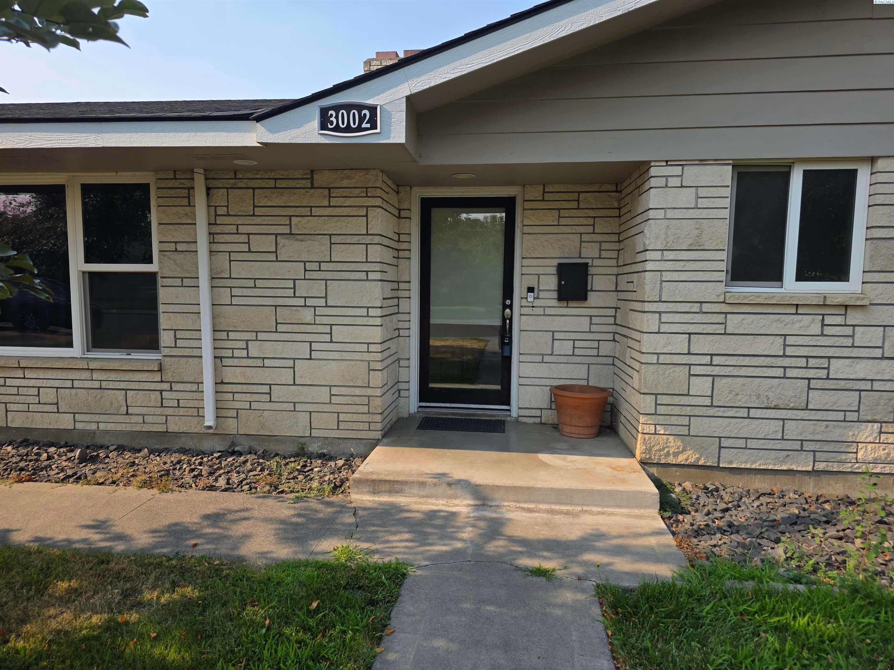 3002 Metaline Pl — photo 1