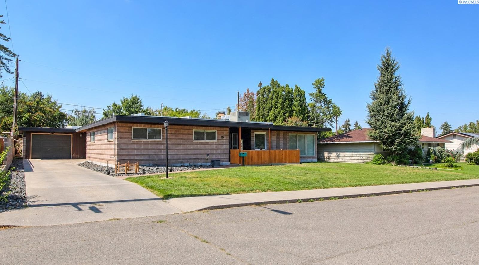 738 Sharron Street