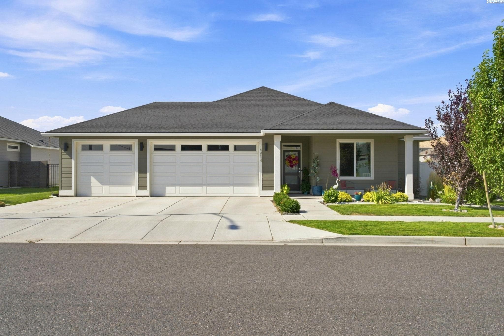 4914 White Dr. Richland, WA 99352 — photo 1