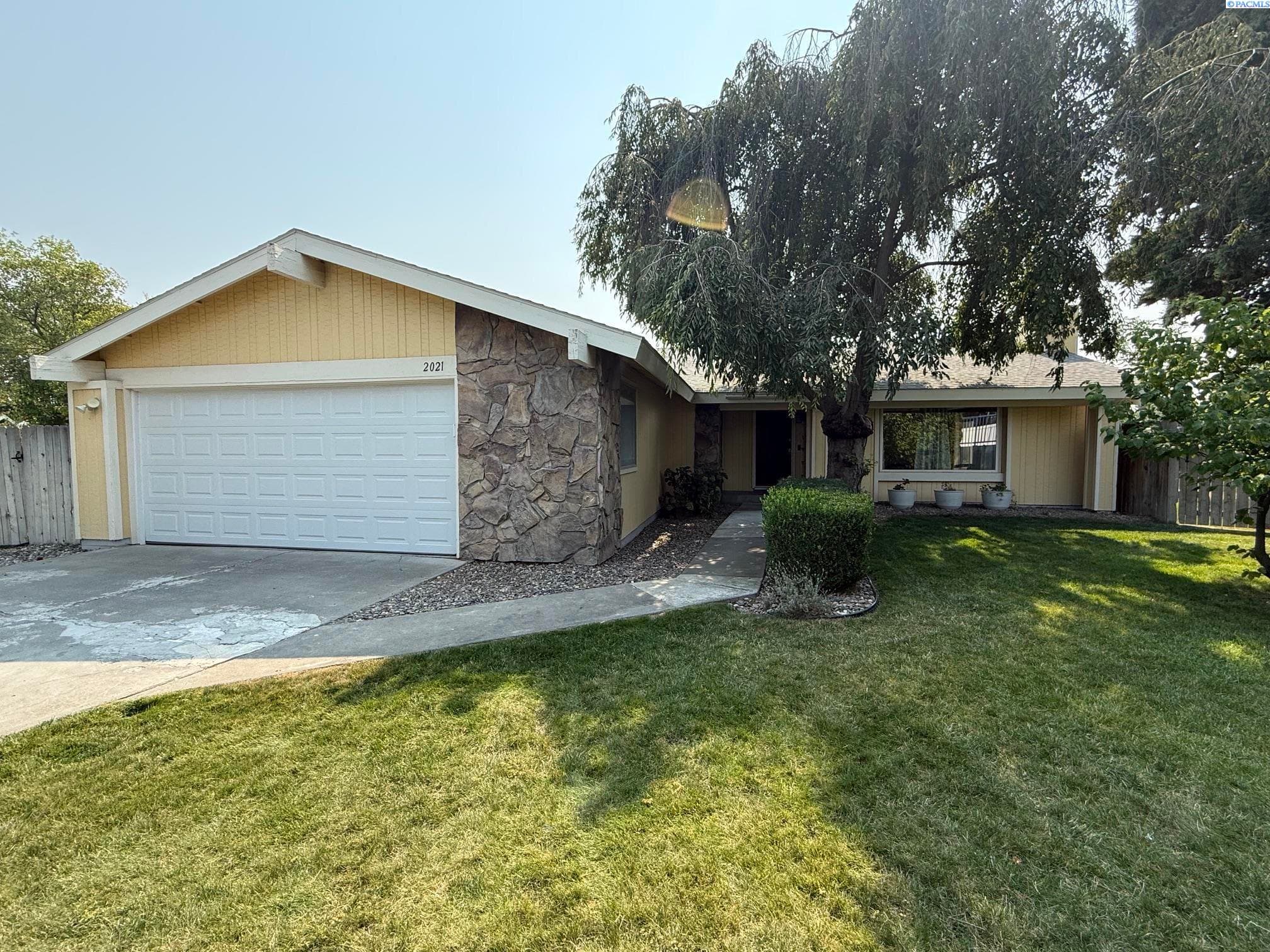 2021 26th Ave.