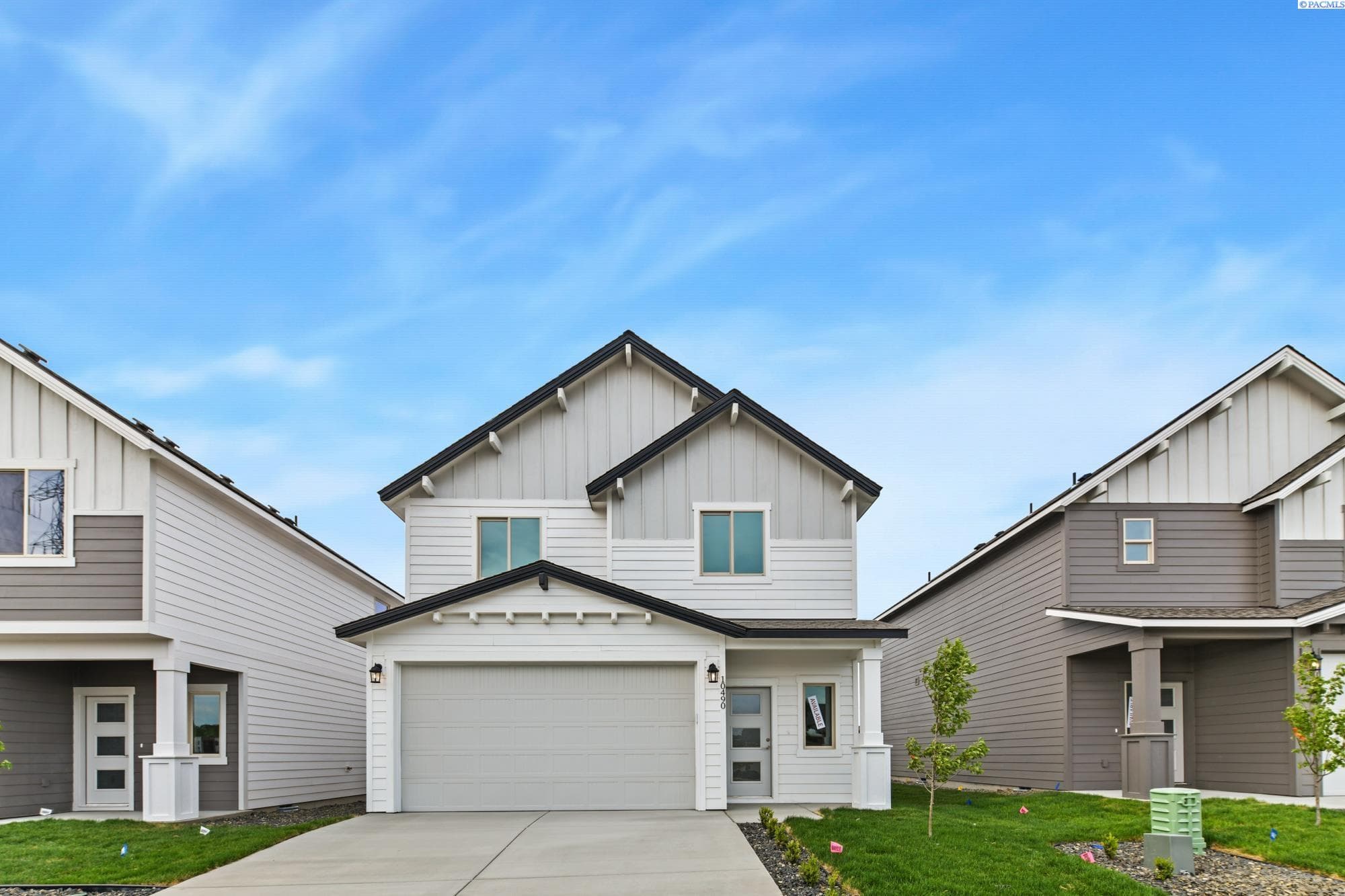 10490 Clearwater Dr