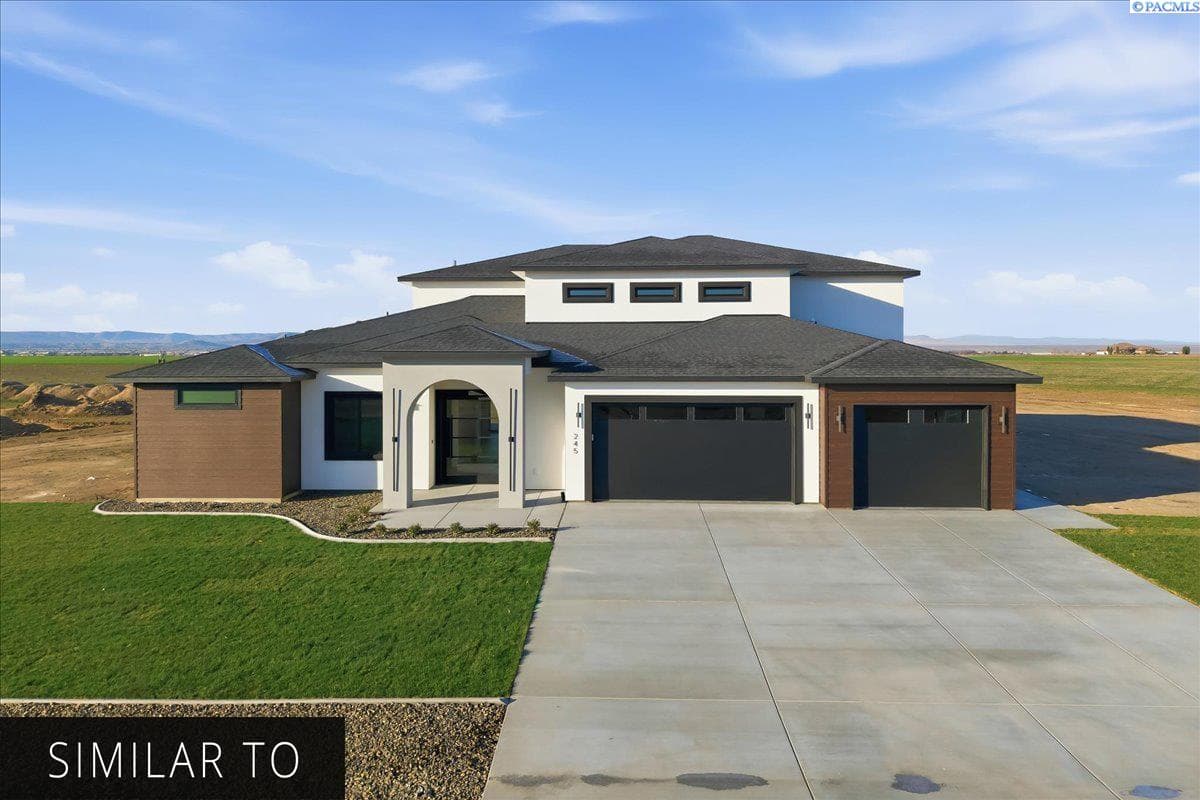 2501 Falconcrest Loop