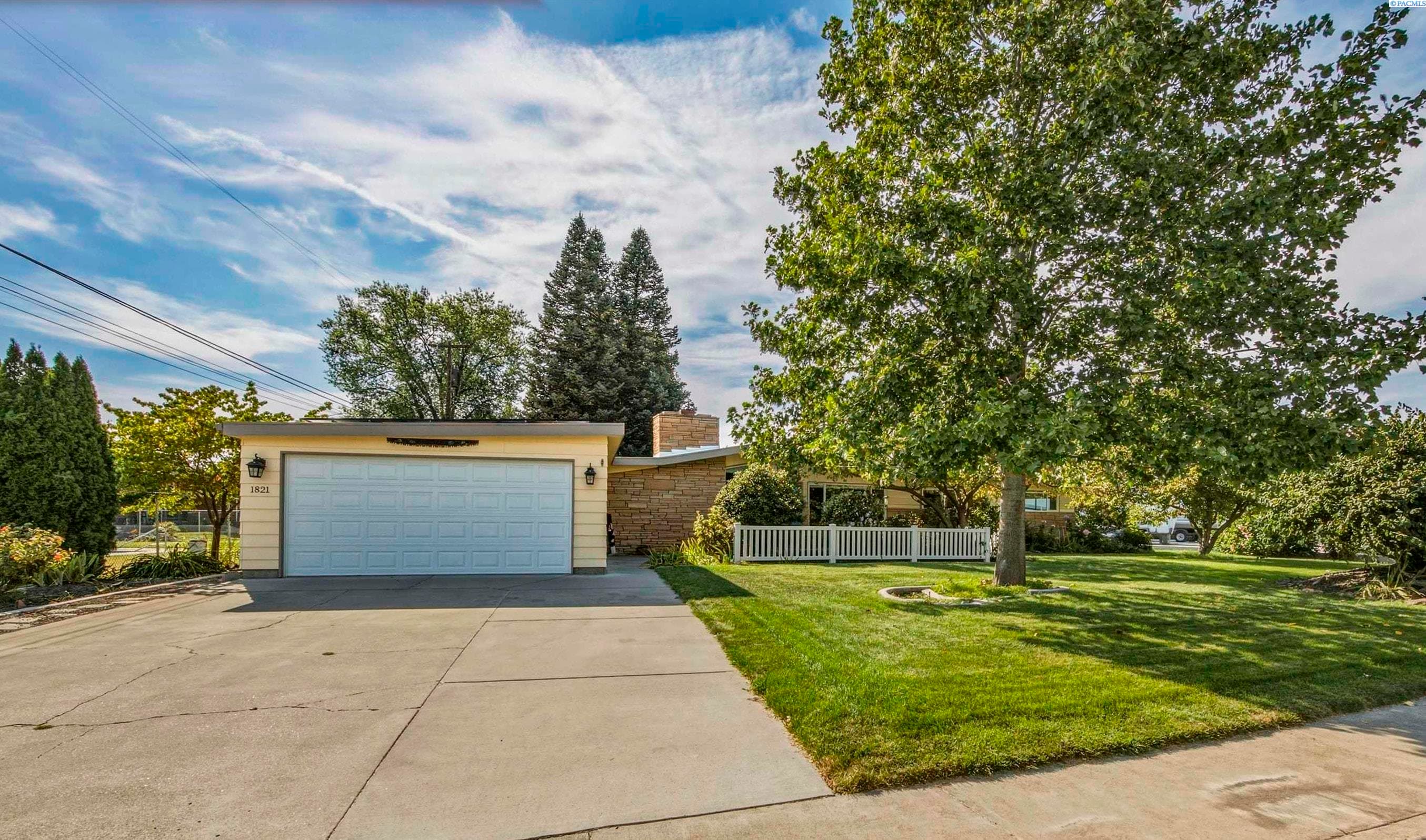 1821 Thayer Drive