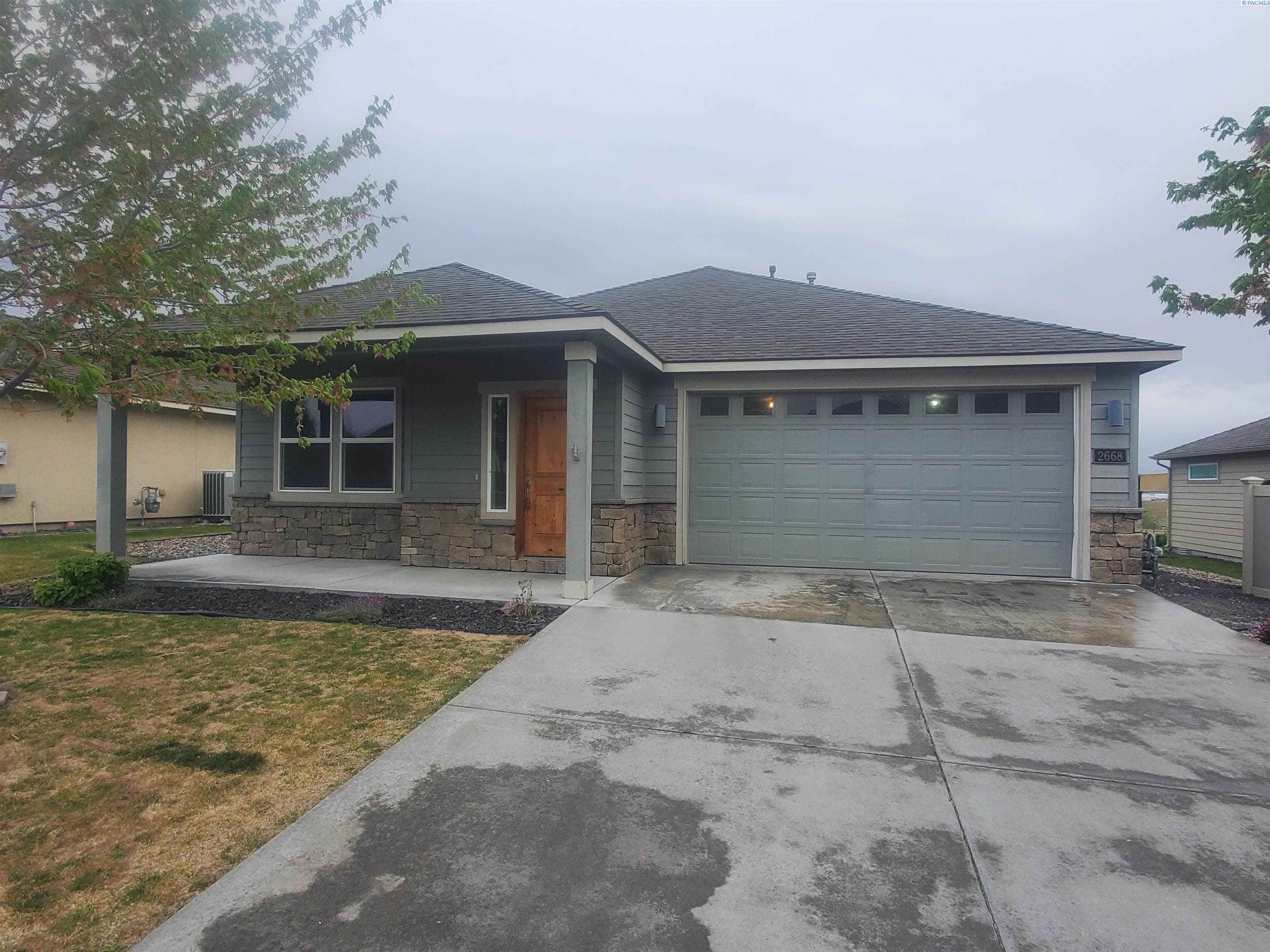 2668 Sandpiper Loop