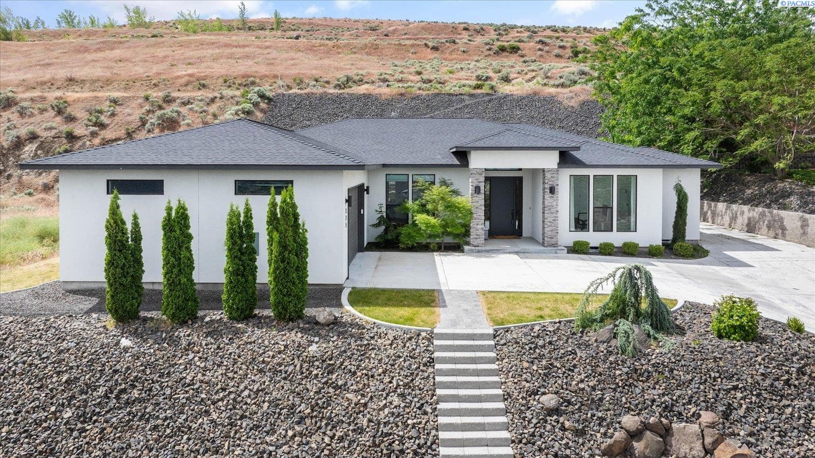 325 Rockwood Drive