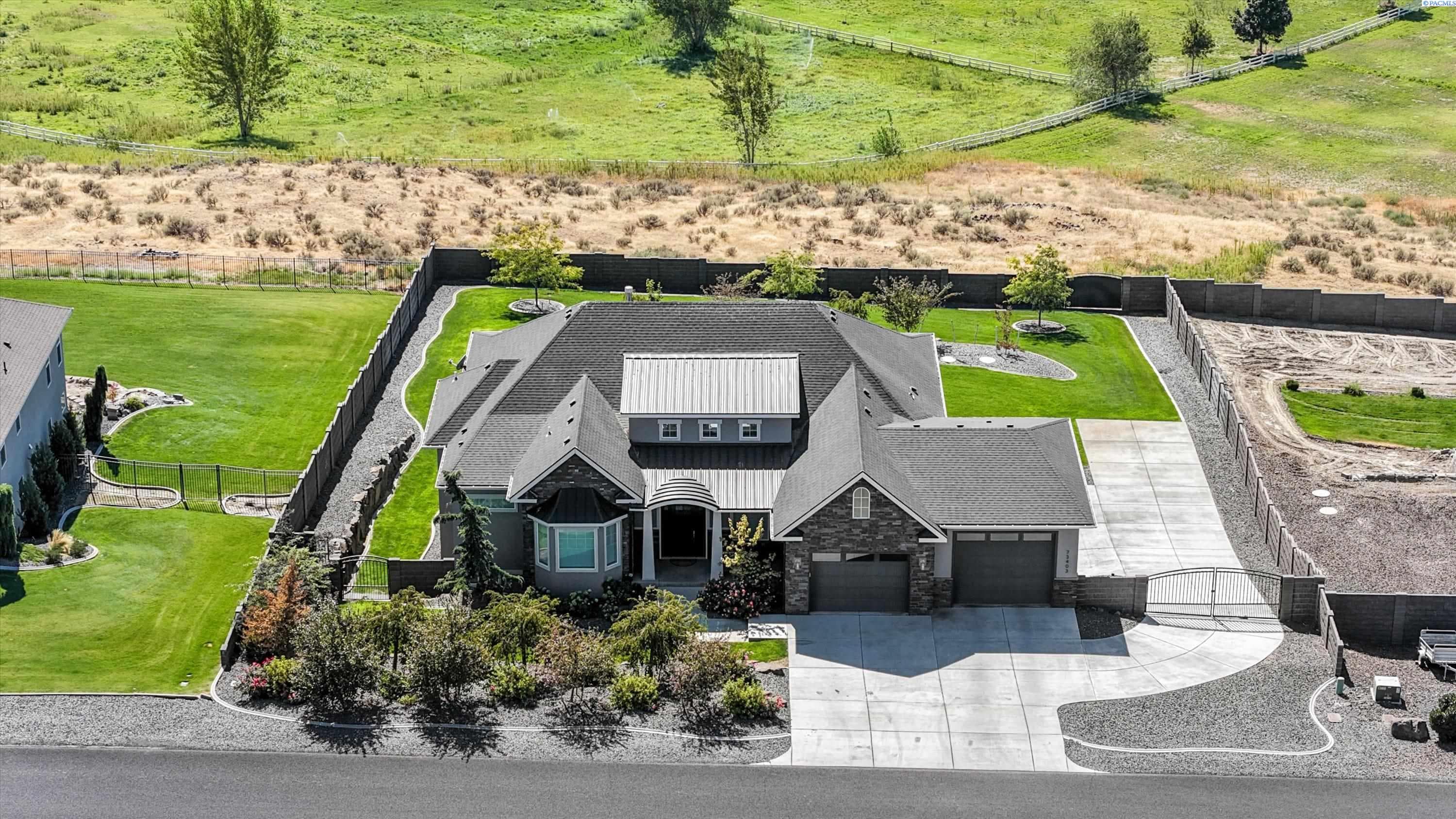 73403 Grand Bluff Loop