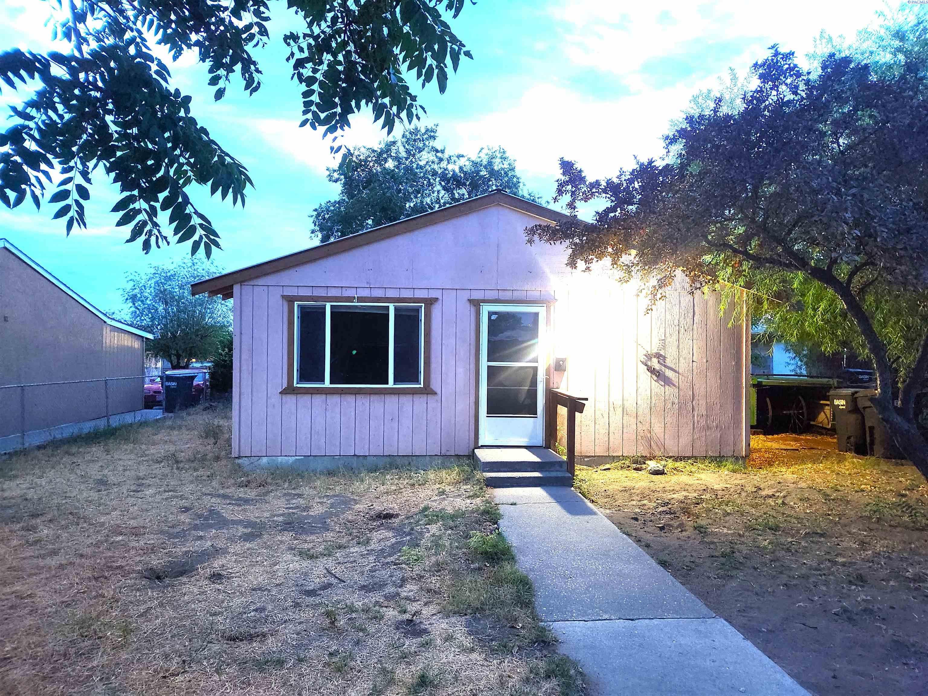 530 Elm Ave — photo 1
