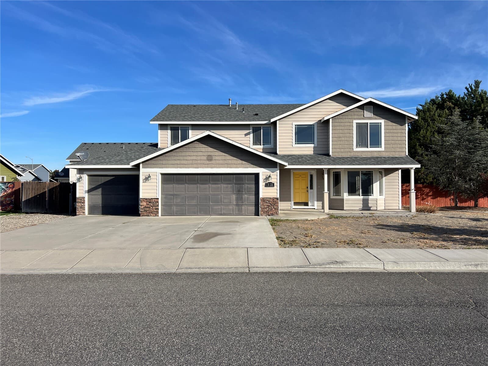 5721 Salem Drive — photo 1