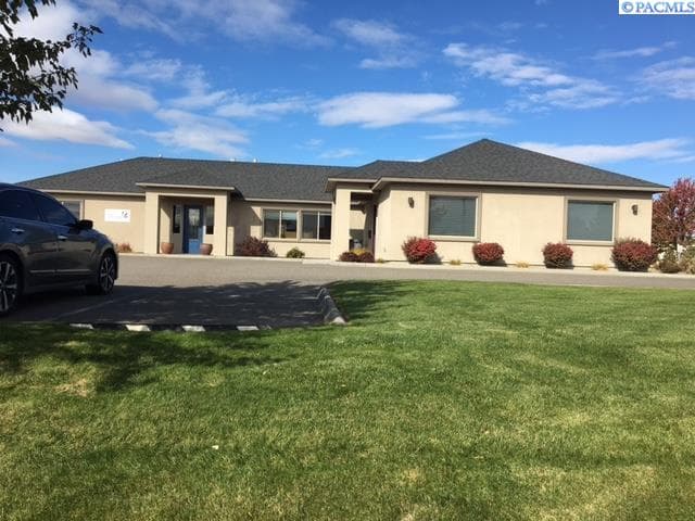2381 Robertson Dr — photo 1