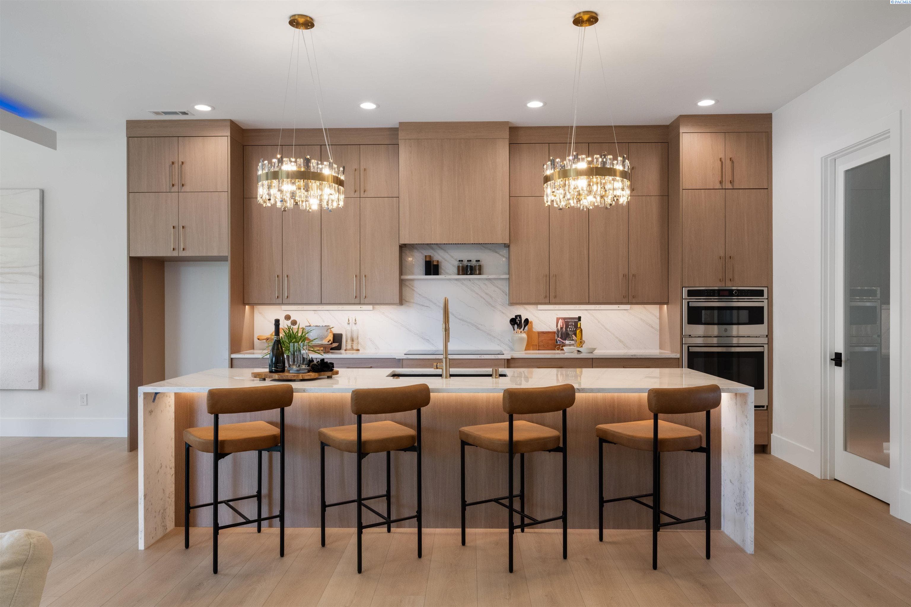 1822 Lexi Ct