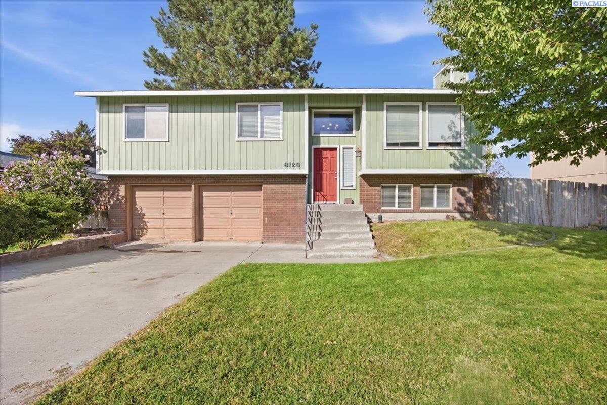 8120 Hood Ave