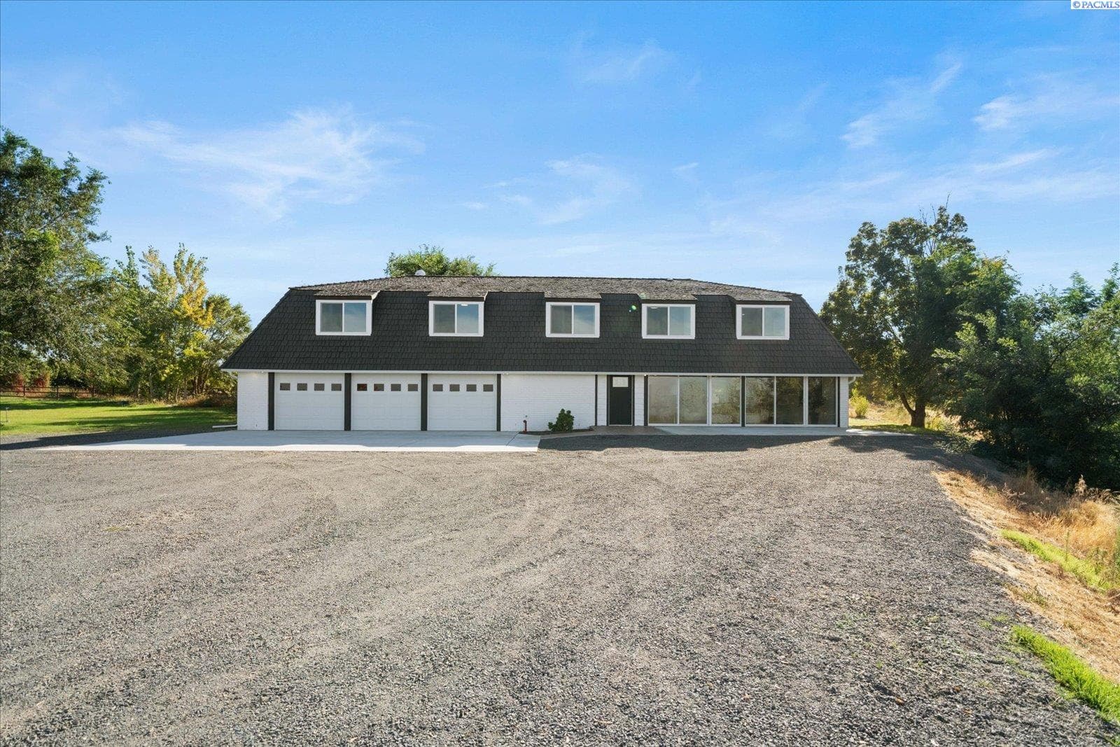 33704 Tamarack PR SE