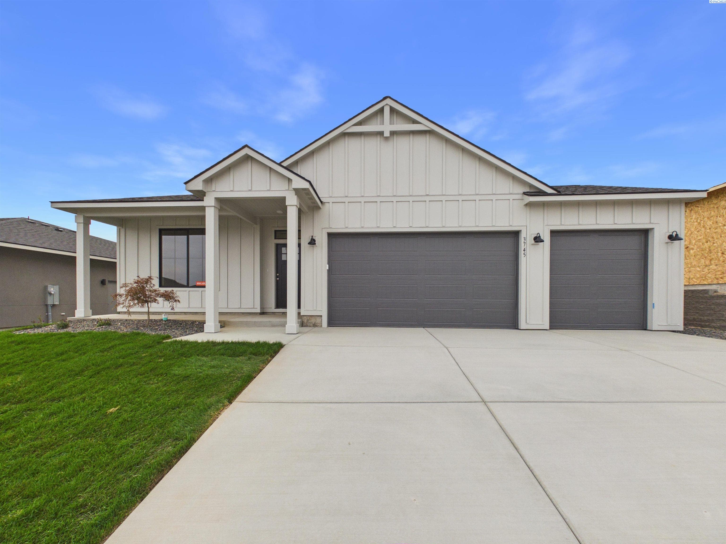 3745 Scout St — photo 1