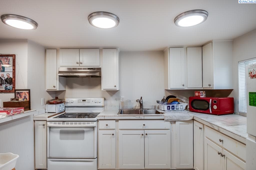 417 Winslow Avenue — photo 1
